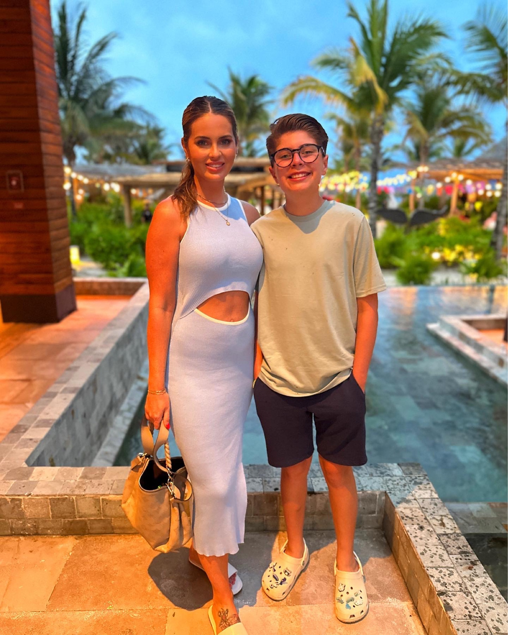 Simple vacation dinner look

#LTKunder100 #LTKtravel #LTKSeasonal