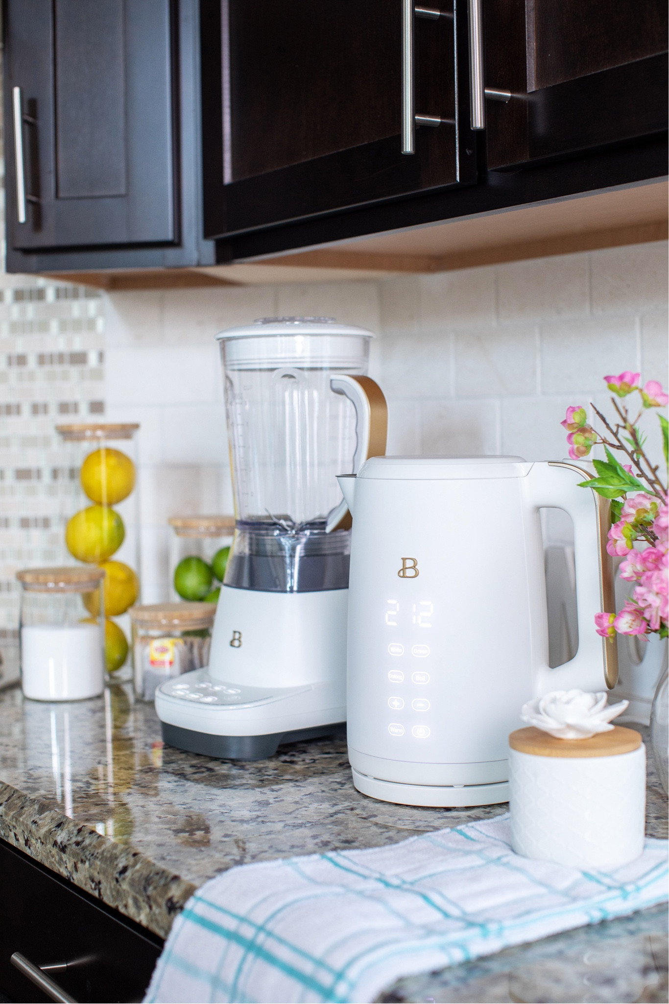 Shop some of my favorite kitchen appliances and gadgets #kitchenrefresh #homedecor

#LTKhome #LTKFind #LTKsalealert