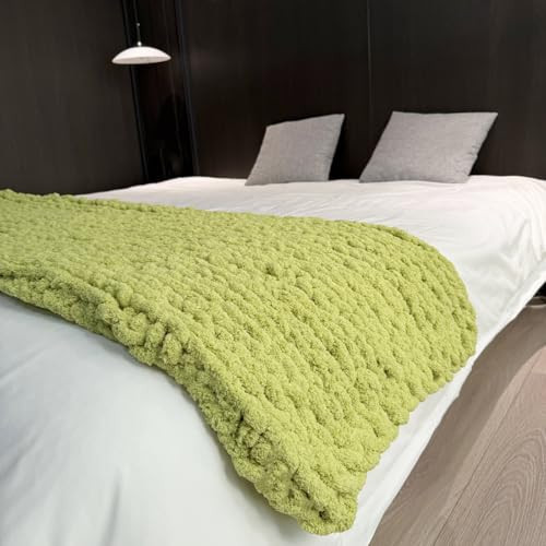 Chunky Knit Blanket Throw 40"×40", Chenille Throw Blankets, Handmade Warm & Cozy Blanket Couch Bed Home Decor, Soft Breathable Fleece Banket, Christmas for Couch Bed Sofa Best Gift (Green) | Amazon (US)