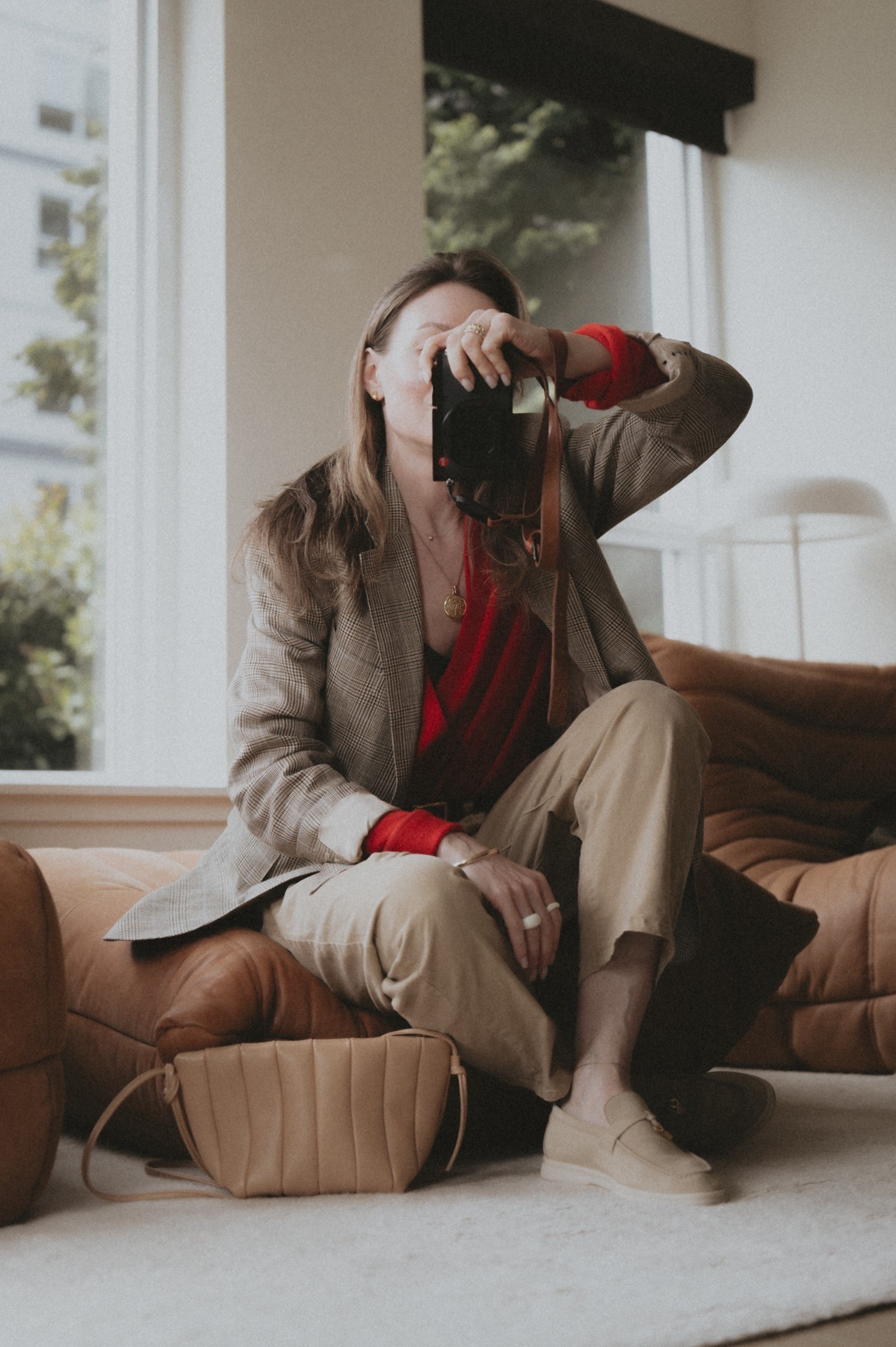 Tomato 🍅 red & neutrals:
@guestinresidence everywhere cardigan 
Buck Mason campus point linen blazer
Nili Lotan Shon pants 
Loro Piana Summer charms walk loafers 

#LTKWorkwear #LTKSeasonal #LTKootd