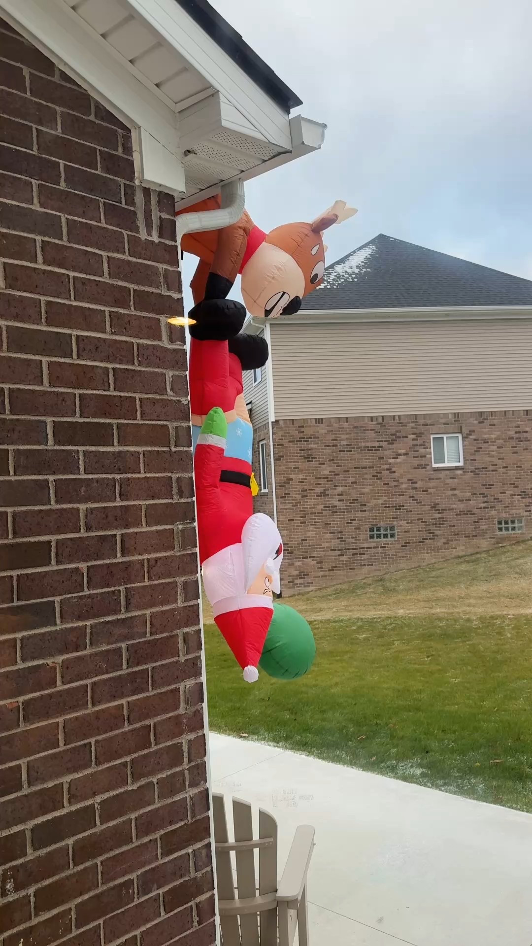 Its super windy here and im watching our reindeer hold onto santa for his life 😂

#LTKSeasonal #LTKHoliday #LTKHome