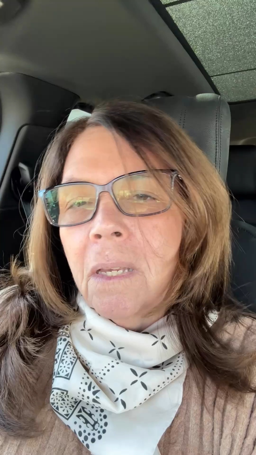 Sometimes you just gotta sit in your car and sing!! Who’s with me?

#LTKover40 #LTKVideo #LTKmidsize