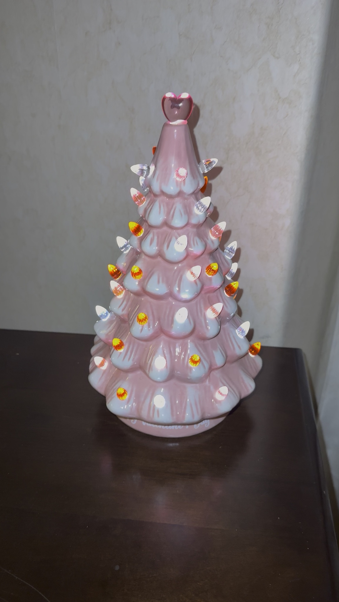  Valentine’s Day is a couple weeks away and this tree makes for perfect v-day decor. 

#LTKPetite #LTKSeasonal #LTKHome