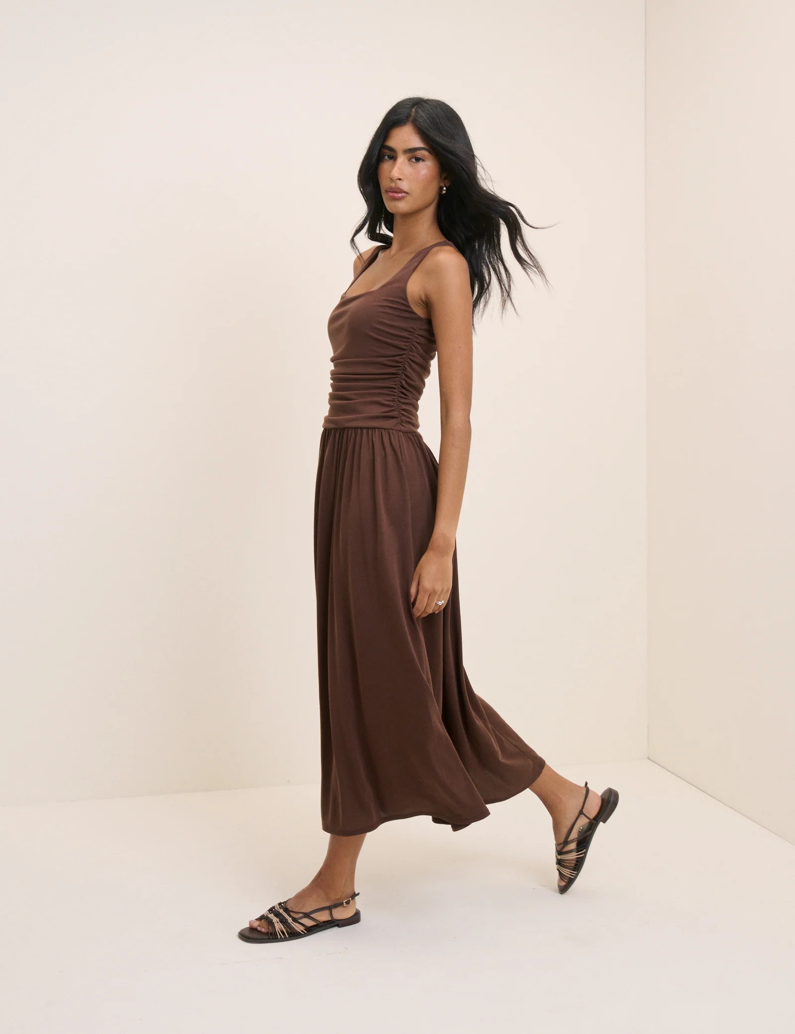 Brown Ruched Jersey Sleeveless Natalie Midi Dress | Nobody's Child