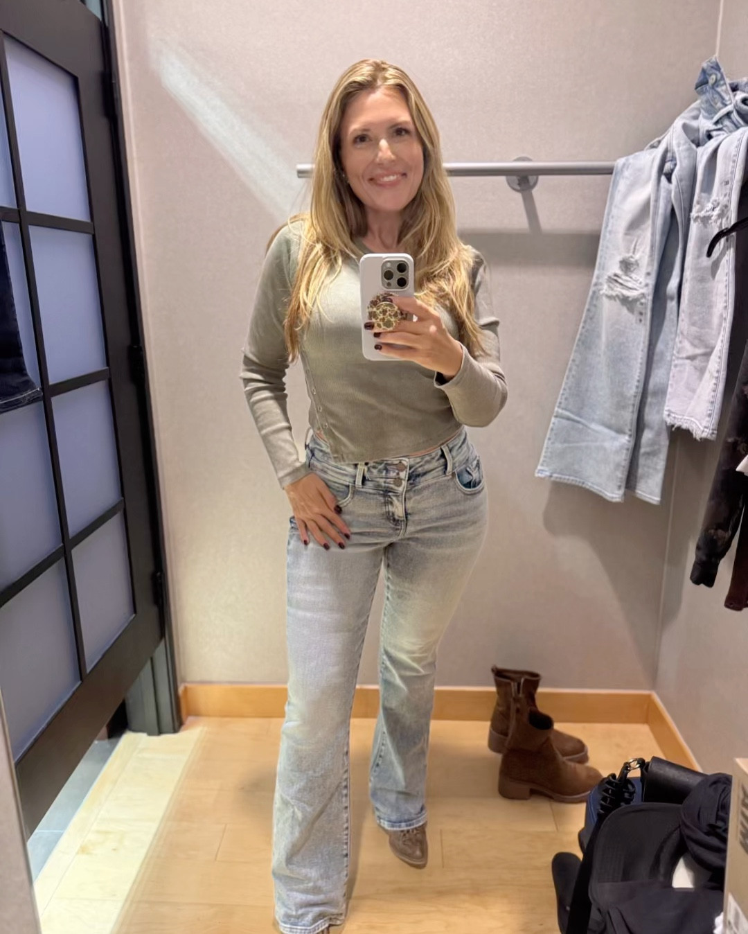 Serving all the fall energy in this full Buckle look and honestly… the details are DETAILING.
The Fit No. 23 Boot Stretch Jean is giving:
• Mid-rise that hits just right
• Slim through the hip + thigh for that sculpted look
• 19” bottom opening to show off the booties
• Shaping + smoothing pocketing (hello confidence!)
• Pieced waistband that just snatches

Paired it with this GILDED INTENT asymmetrical dusty olive top — the most effortless, flattering drape… she really understood the assignment.

And the moment you’ve been waiting for:
The Carly Leopard Floral Ankle Boot + the STERLING & STITCH Heart Buckle Belt.
A little wild, a little sweet, and 100% the statement this outfit needed.

This entire combo is that girl for fall — flattering, fun, and ready for literally anything.

#LTKOver40 #LTKootd #LTKCyberWeek