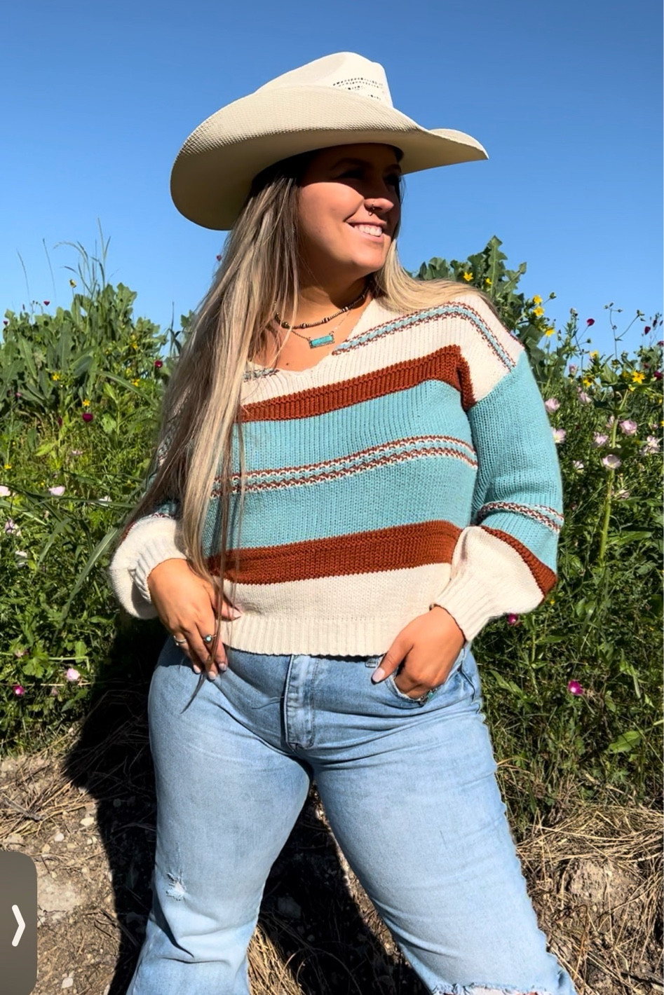 I’m wearing a size medium in this top! I love the colors and it is so comfortable! It also is able to be worn off the shoulder! 

#LTKMidsize #LTKSeasonal #LTKStyleTip