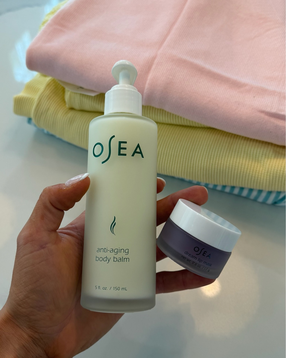 My absolute fav skincare brand 😍

*linking similar cream! As well as the bestsellers set!
￼
#skincare #momlife #osea

#LTKBeauty #LTKselfcare #LTKmomlife