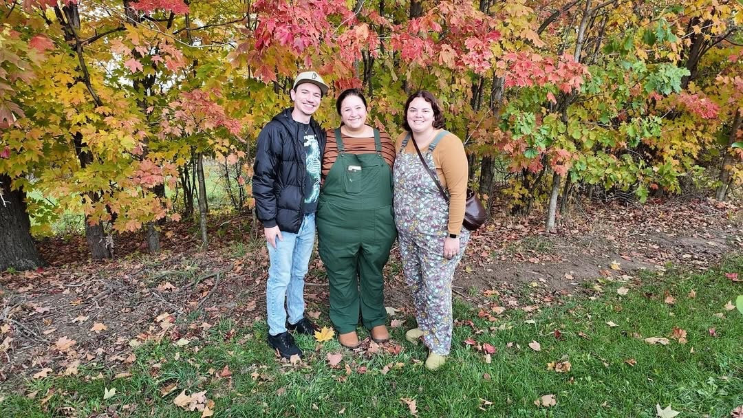 When Manny was in town Emily and I tried to pack the most fun into a short weekend!

Part of that was not constantly filming because living in the moment with your friends is SO important!

We did snag a couple pictures while apple picking and when Emily and I saw each other this day we laughed because NO!! We did not coordinate our outfits before we left the house. And YES, I did almost wear those exact overalls she has on… this happens way too often! My overalls are on sale! 

#LTKSeasonal #LTKFindsUnder50 #LTKStyleTip