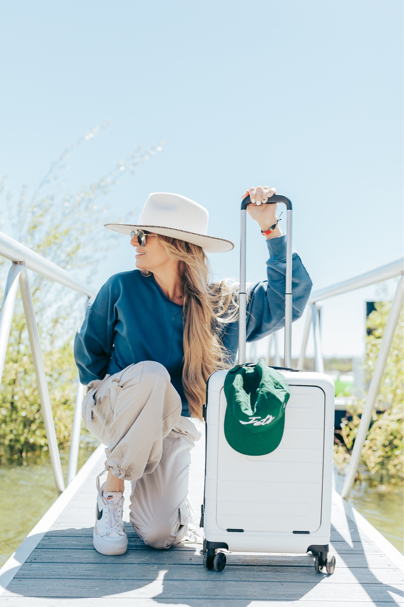 So ready for some epic travels with my carryon suitcase that my electronics can plug into! Best travel outfit linked from Kohls! 

#LTKActive #LTKFitness #LTKTravel