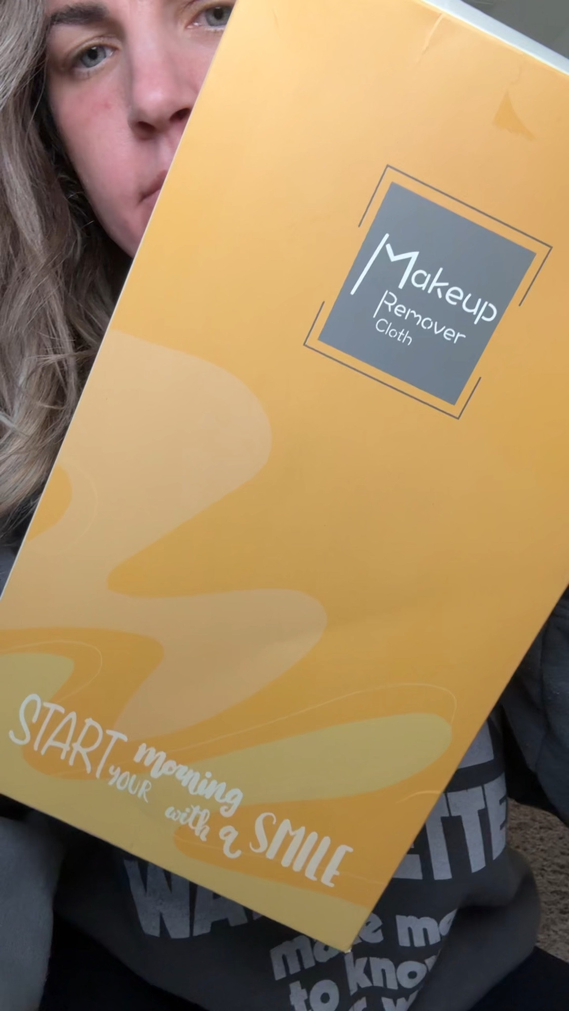  

Finally switched to these microfiber makeup remover cloths and I honestly don’t know why I didn’t try them sooner 🤍 They’re super soft on my skin, remove even stubborn eye makeup, and I only need water most days. No more disposable wipes, no more harsh rubbing — just clean, fresh skin every night.

If you wear makeup daily like me, this 15-pack is such a game changer. ✨

#MakeupRemoverCloth #MicrofiberFaceTowel #ReusableBeauty #GentleSkincare #EyeMakeupRemover #SkincareRoutine #EcoFriendlyBeauty

 