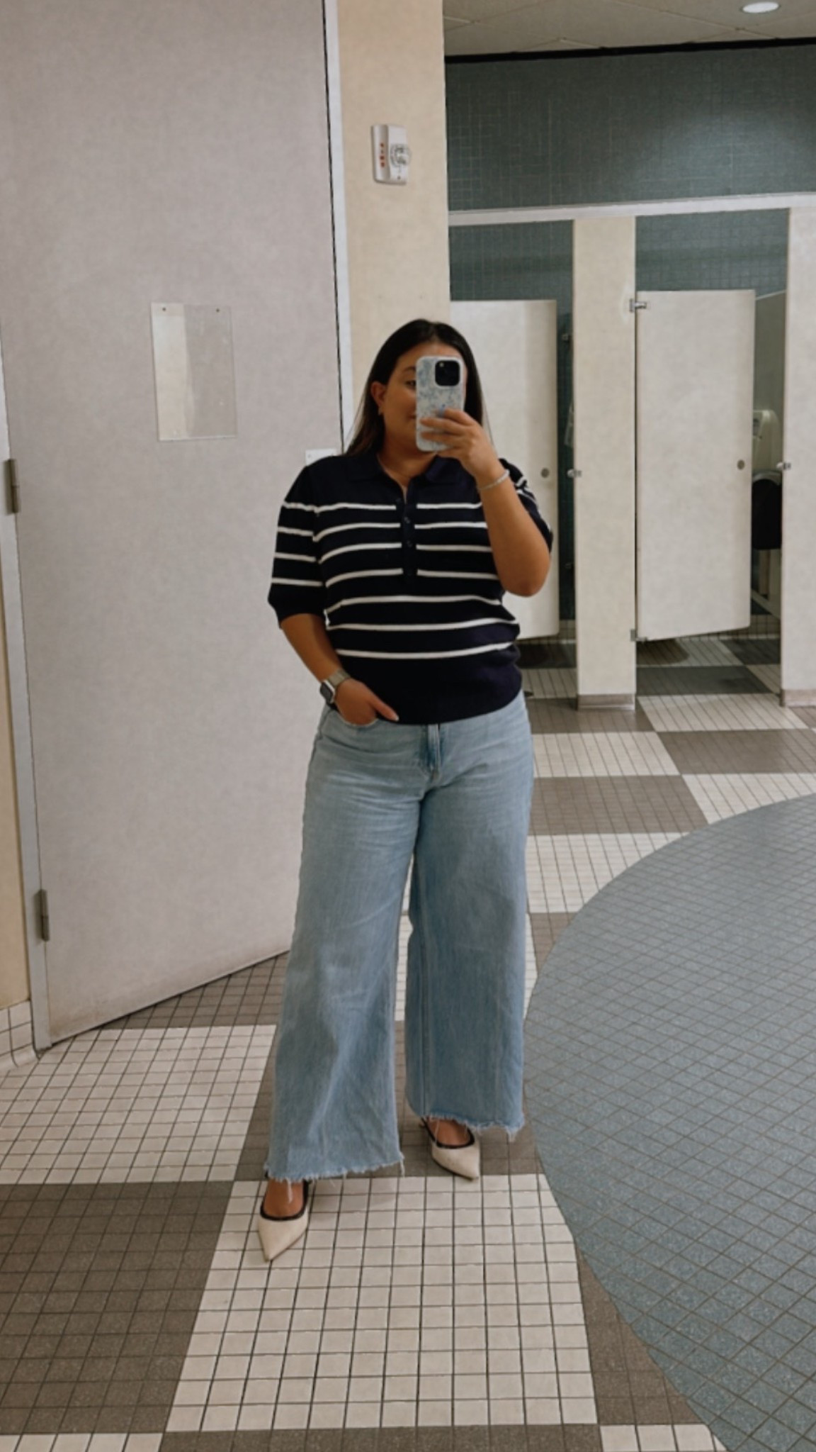 Stripped top, work fit , wide leg pants, kitten heels. Summer work heels, work outfit.

Top: M 

 #walmartfinds #abercrombiejeans 

#LTKShoeCrush #LTKPetite #LTKWorkwear