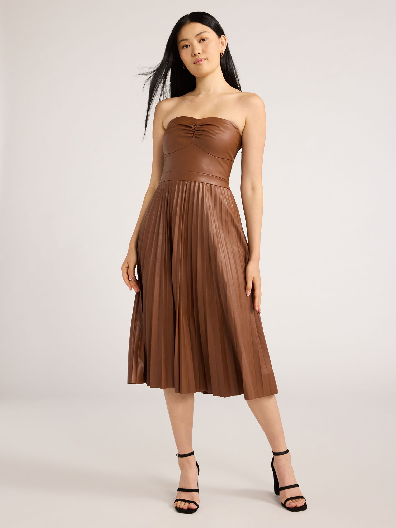 Scoop Women's Ultimate Faux Leather Strapless Pleated Midi Dress, Sizes XS-XXL | Walmart (US)