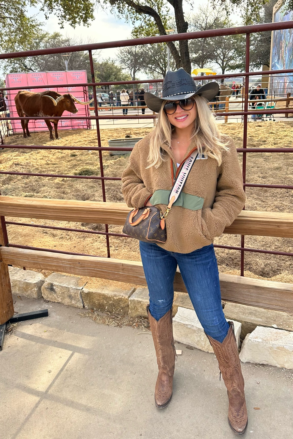 Rodeo 
Spring break 
Country concert 
Festival 
Texas 
Ariat 
Cowgirl boots 

#LTKFestival #LTKSeasonal