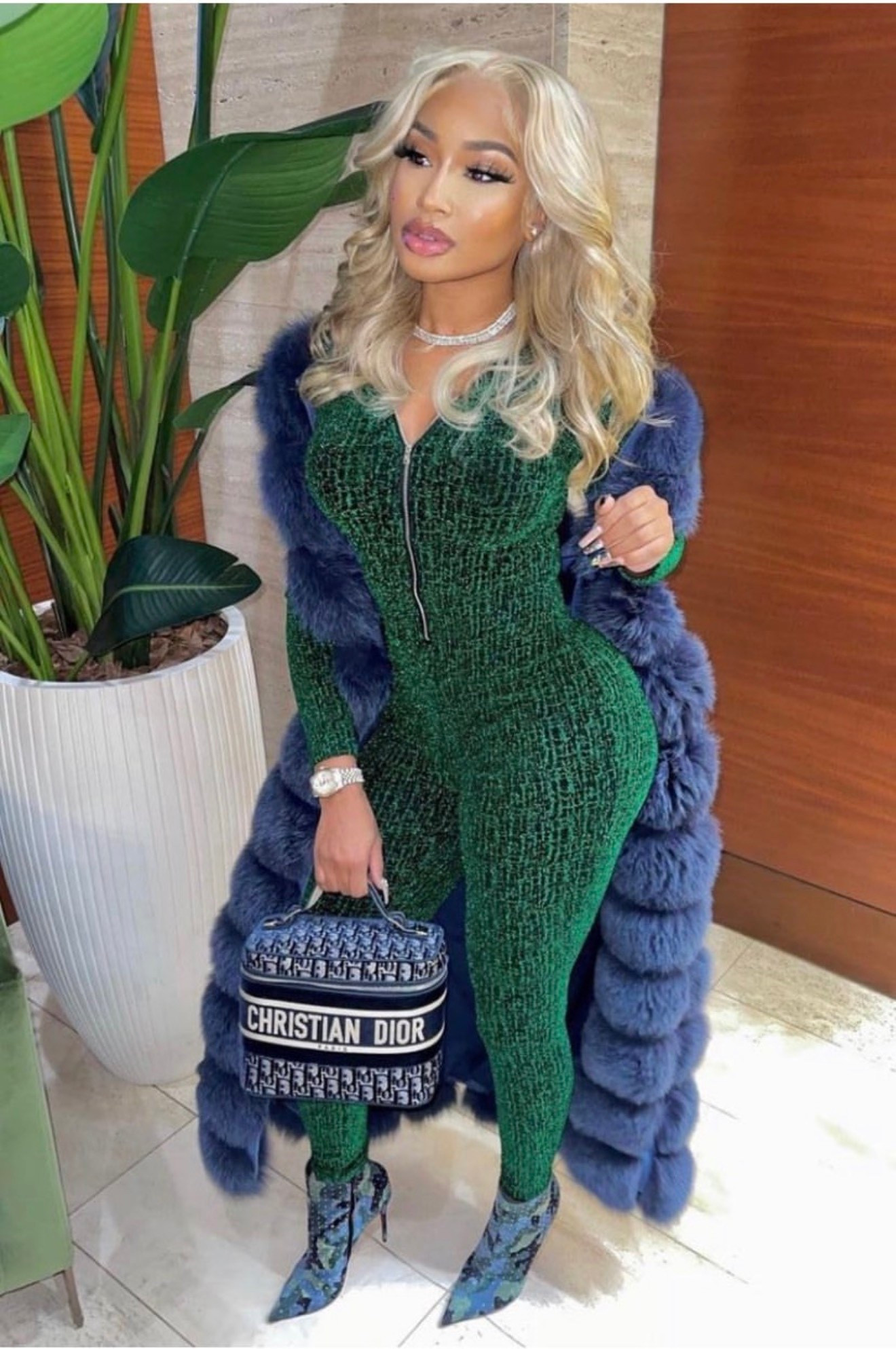 ✨ Fall Luxe Energy: Green Velvet & Dior Details ✨

When the outfit says soft life but make it boss era 🍃💙
The texture, the hair, the confidence — everything about this look is giving main character energy.

💚 Jumpsuit: Emerald velvet stretch fit that hugs in all the right places
💙 Coat: Faux fur perfection that elevates any outfit
👢 Boots: Statement python print for a bold, luxury touch
💇🏽‍♀️ Wig: Blonde body wave melt that completes the glam

Outfit details linked on my LTK 🛍️ — tap for the full look!
#FallStyle #LTKFallFashion #LuxuryLooksForLess #OOTD #FallOutfitInspo #LTKBeauty #LTKStyle #LTKHair


#LTKSeasonal #LTKStyleTip #LTKParties