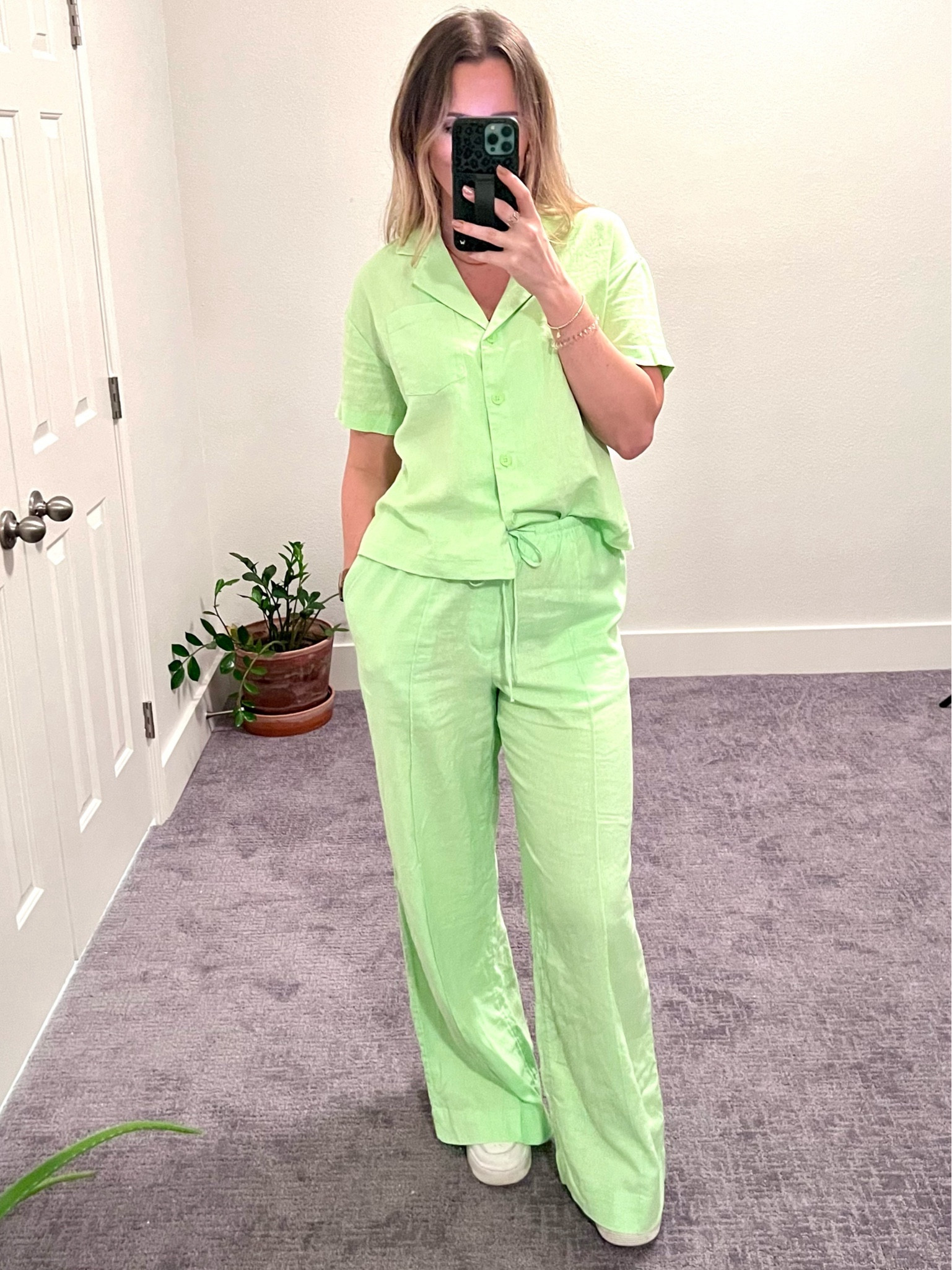 New Target casual matching set 😄

Matching set  / target / spring 2024 / target style / target 

#LTKSpringSale #LTKstyletip #LTKfindsunder50