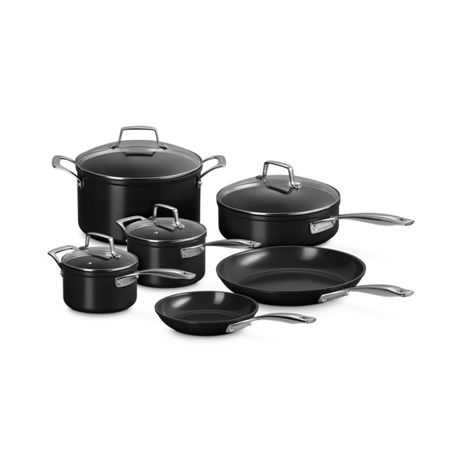 Essential Non-stick Ceramic 10-Piece Cookware Set | Le Creuset