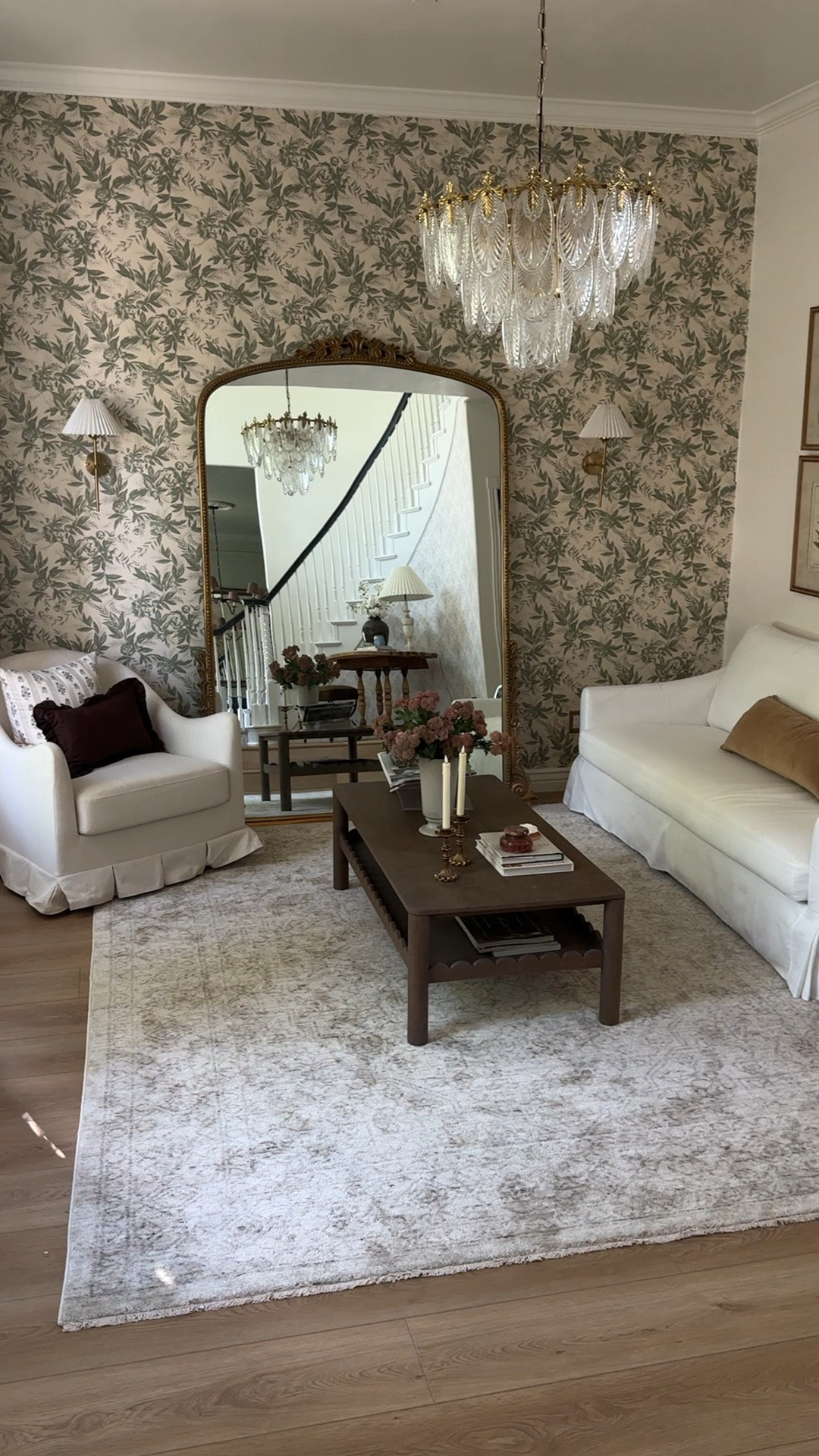 Warm neutral living room.

#LTKSaleAlert #LTKHome #LTKSeasonal