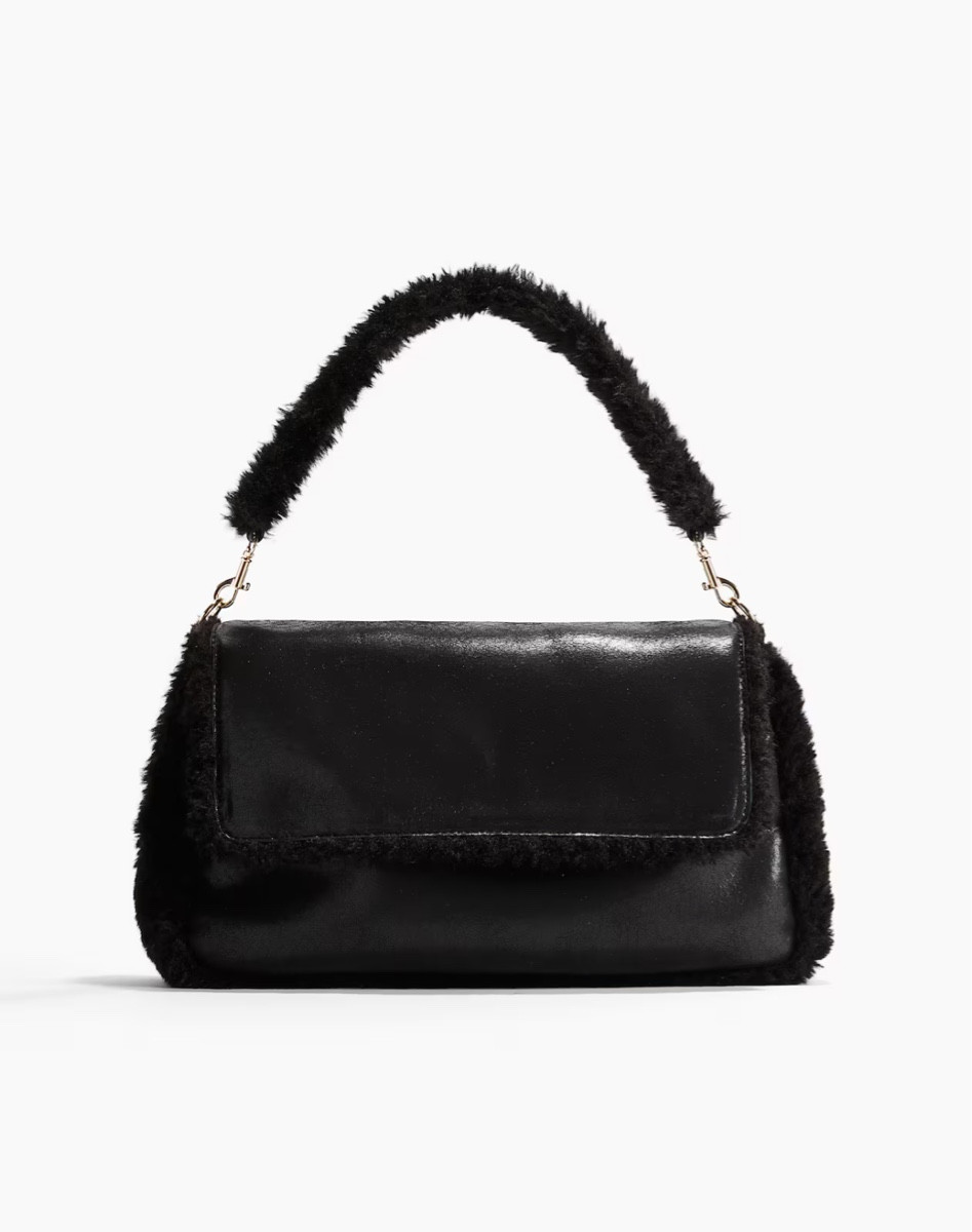 FLUFFY-TRIMMED SHOULDER BAG

#LTKFindsUnder100 #LTKItBag #LTKFindsUnder50