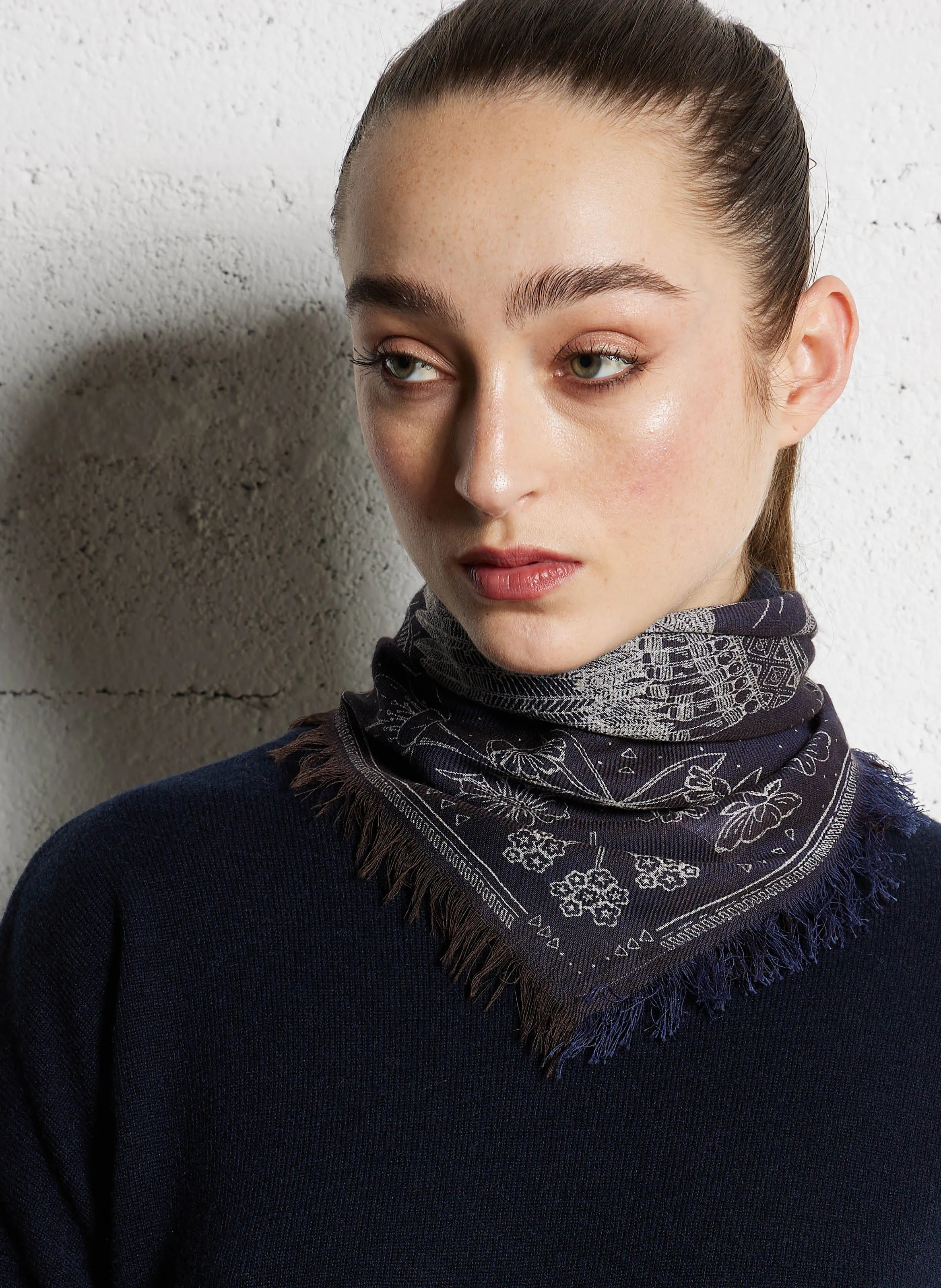Apaches Collections - Foulard en laine et coton mélangé - Taille Unique - Bleu | Place des tendances (FR)