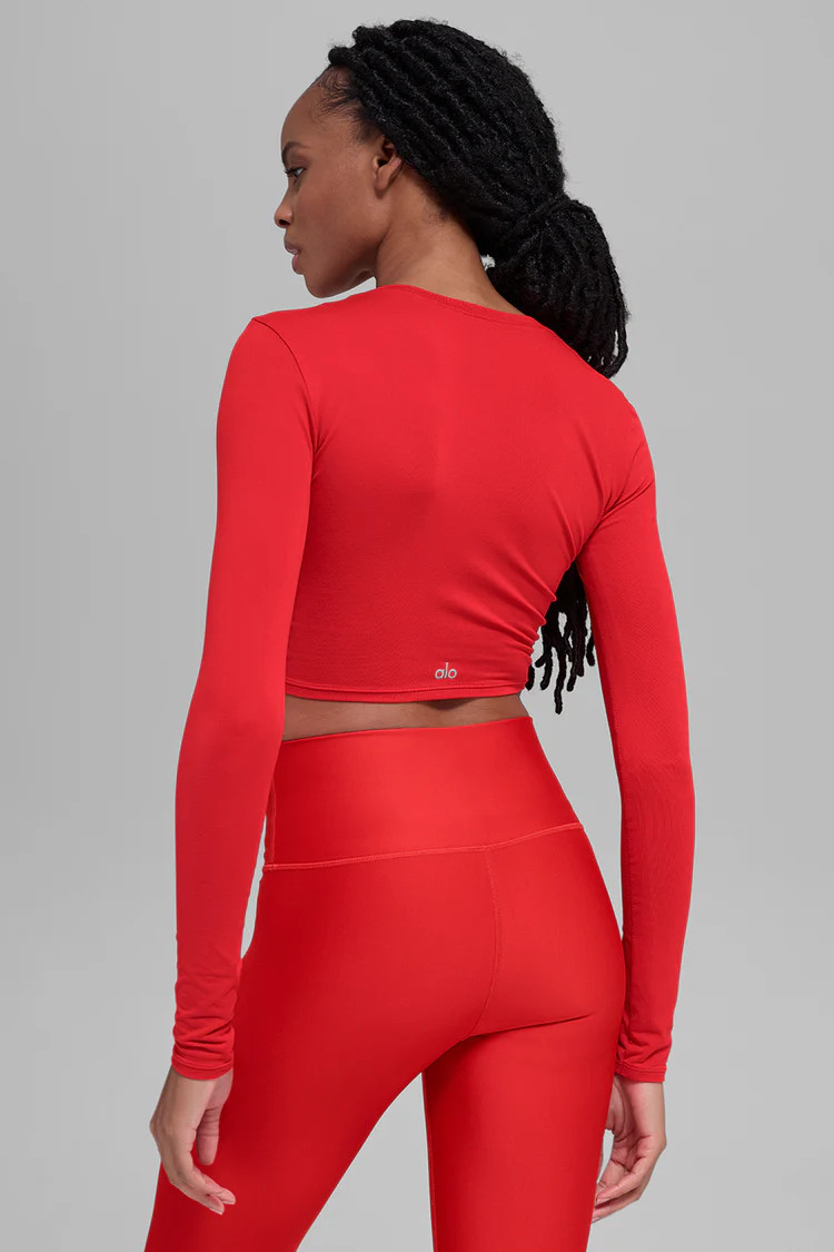 Alosoft Crop Finesse Long Sleeve | Alo Yoga (US)