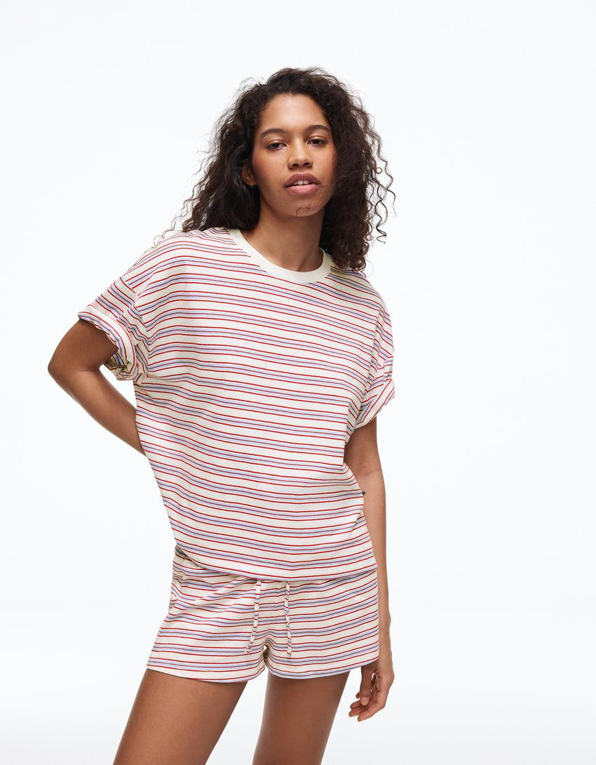 Plush shorts with elastic waist - Women | Bershka UK
