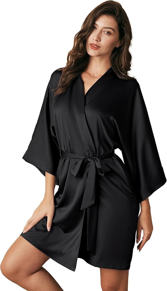 AW BRIDAL Women's Silk Robe Satin Kimono Robe for Bride Bridesmaids Short Bridal Party Robes Wedd... | Amazon (US)