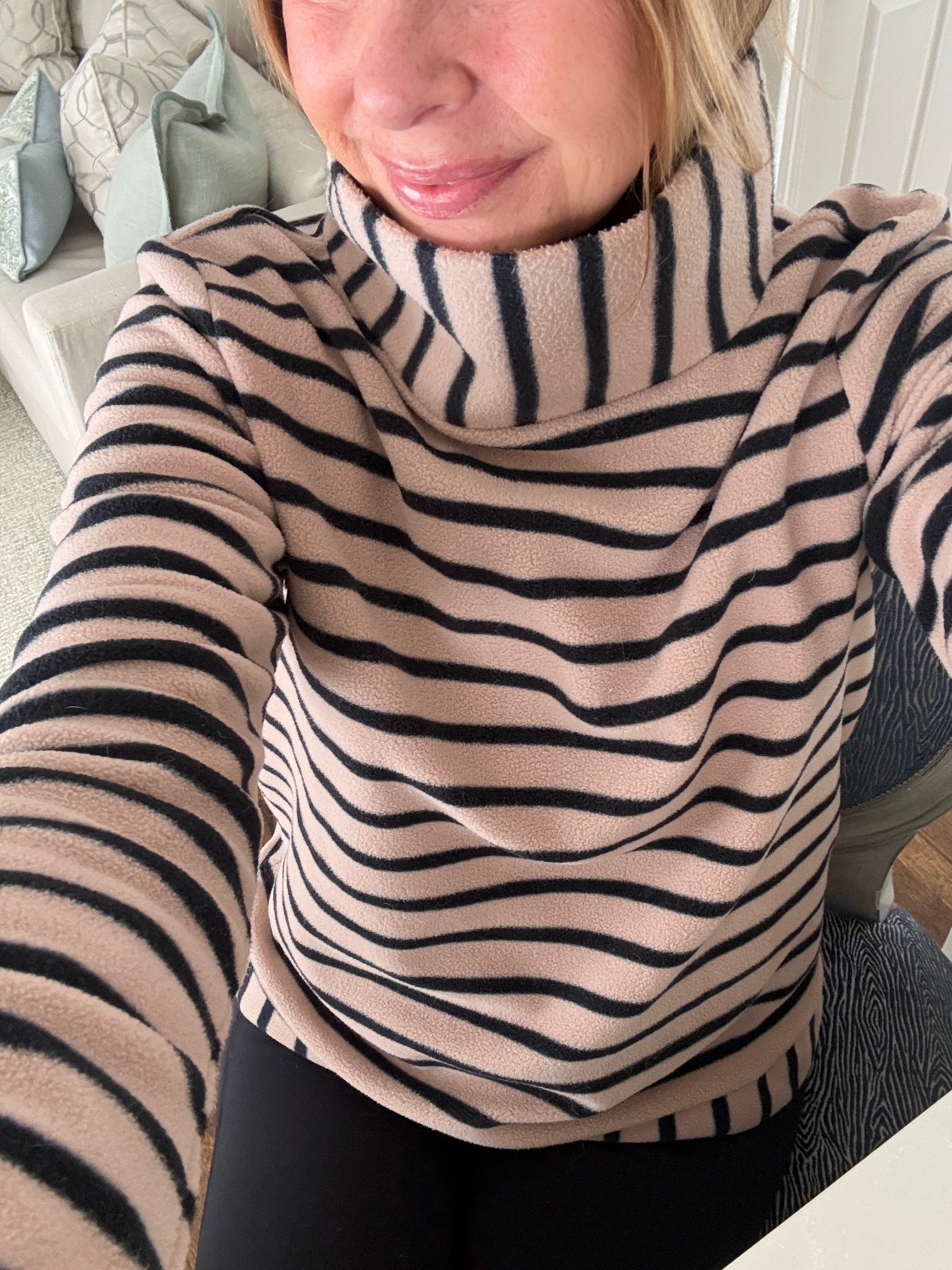 Love Dudley Stephens park slope turtlenecks . So warm and cozy .  So many on sale ❤️