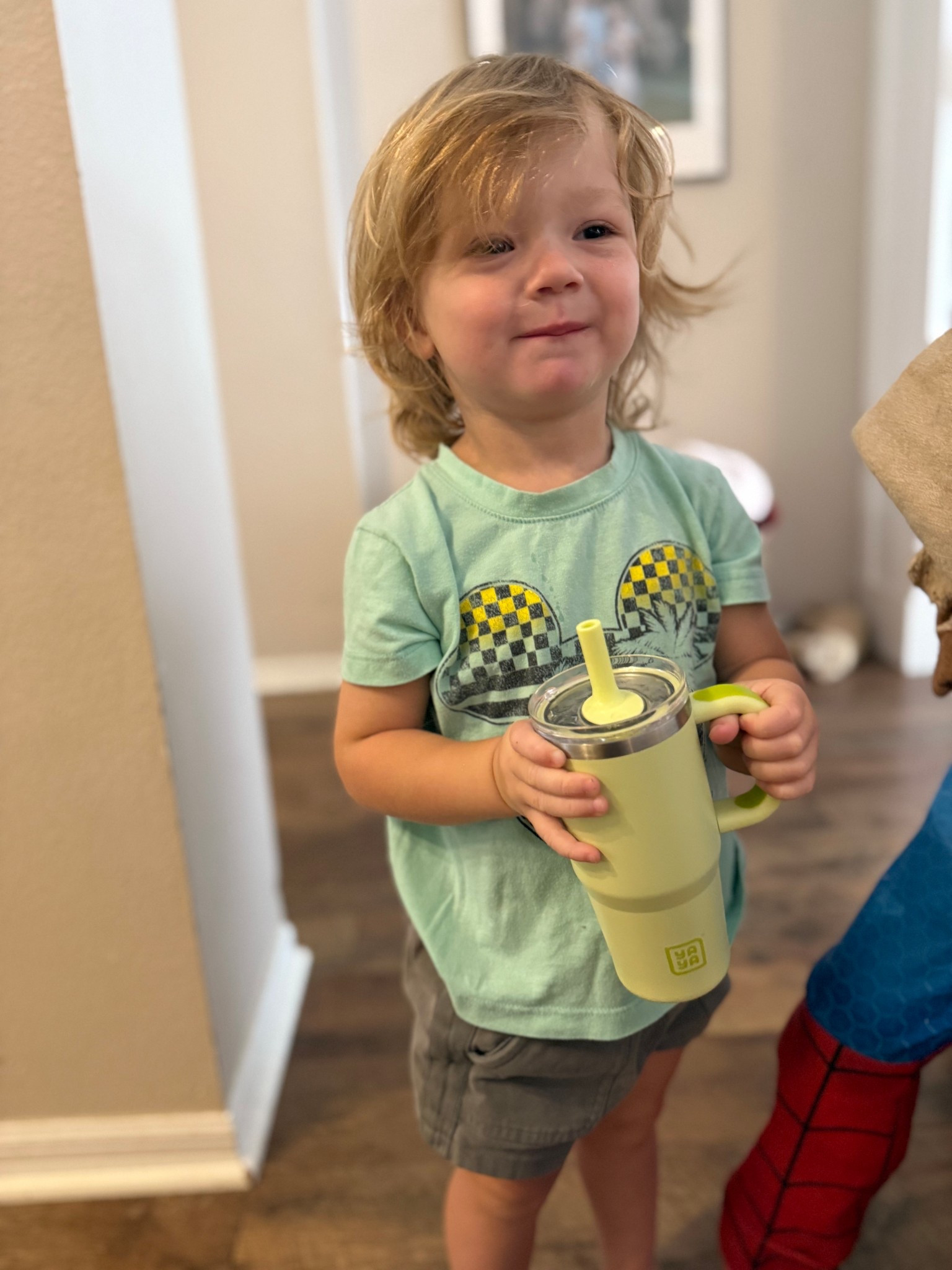 New water cup for Tatum, Stanley inspired kids cup! We're obsessed & best of all it fits in the Nuna Rava cup holder!