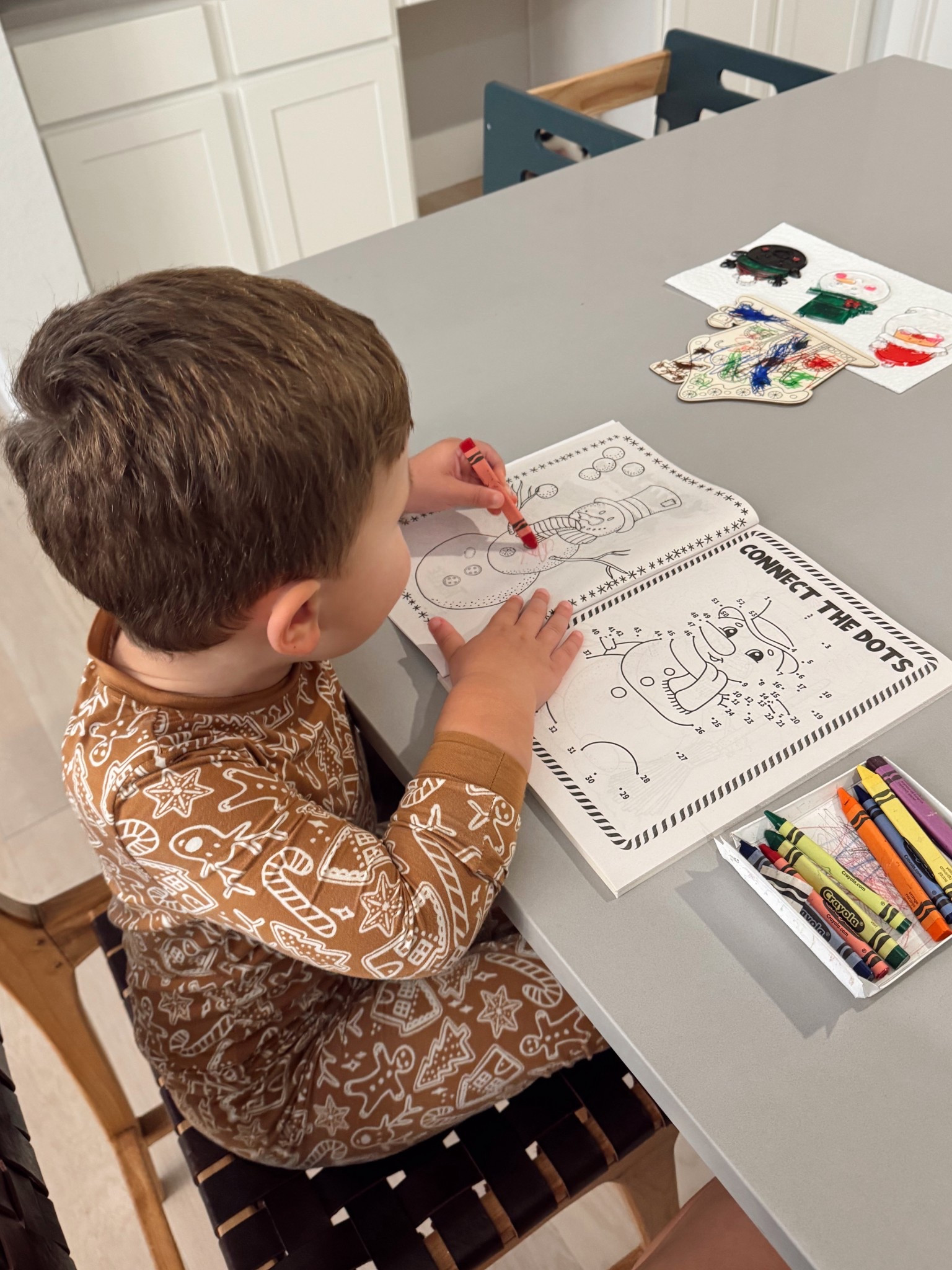 Bruce’s little gingerbread man pjs also come in a onesie version so your kiddos can match!🤎🍪

#LTKBaby #LTKKids #LTKHoliday