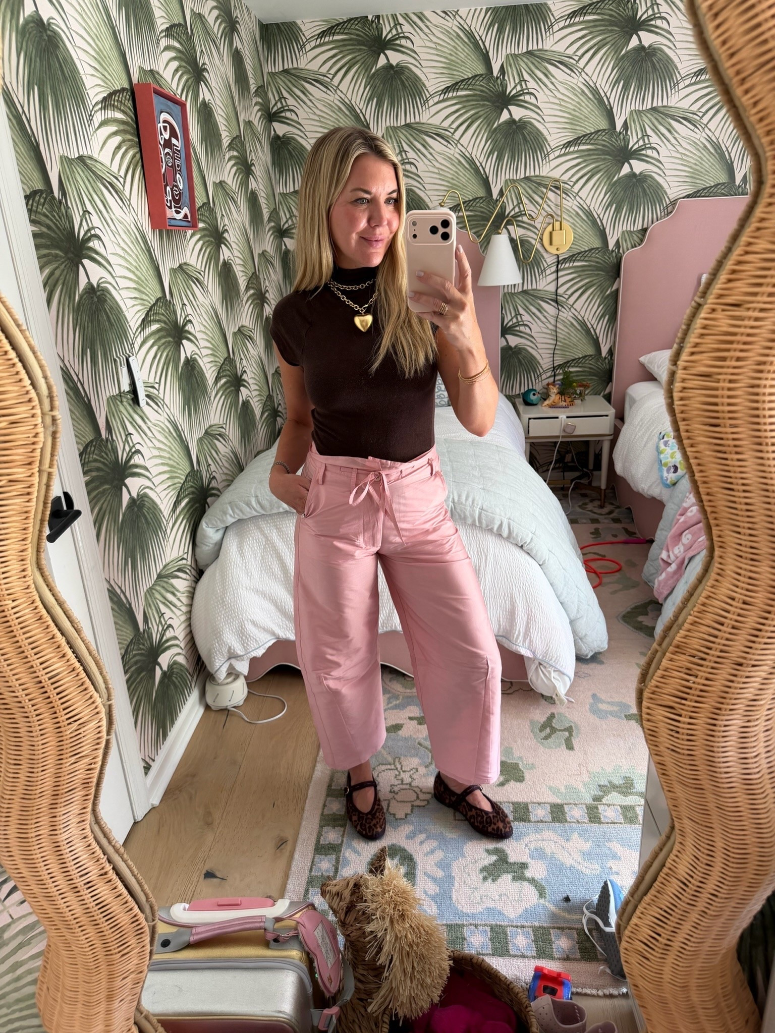 These chann Lu silk barrel pants are everything!!

I’m in a size 1

#LTKootd #LTKOver40 #LTKSeasonal