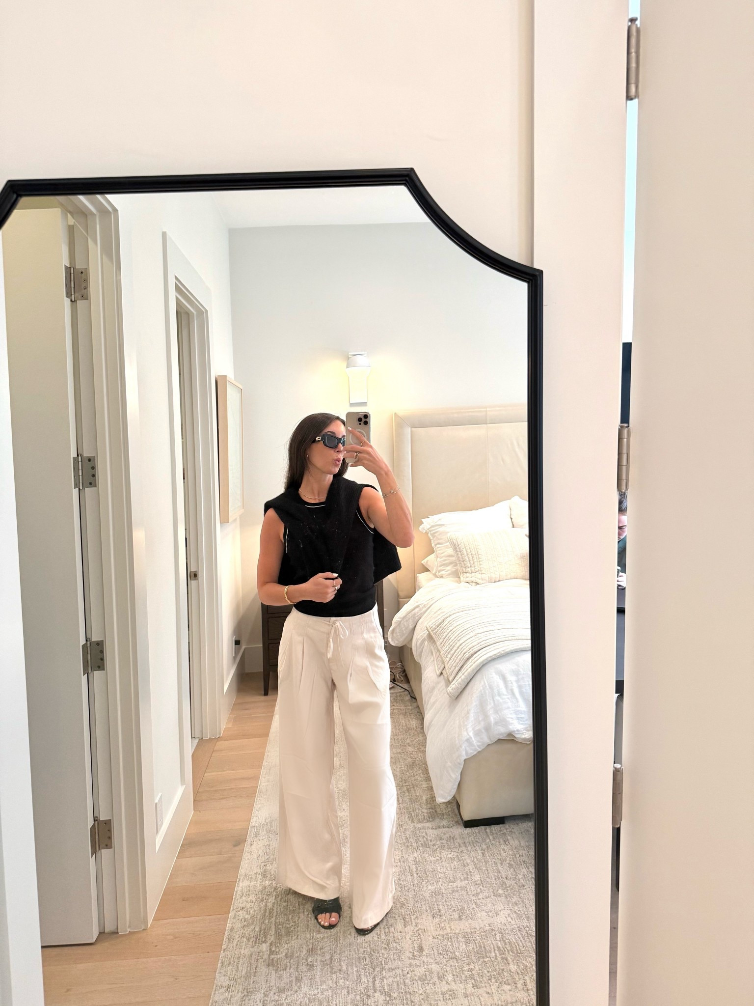 Comfy and cute for a beautiful day in SF or a travel day! @dynamiteclothing #dynamitepartner