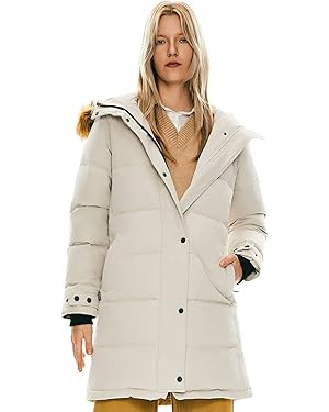 Orolay Women's Thickened Down Coat Long Puffer Jacket with Adjustable Hood Quilted Warm Winter Pa... | Amazon (US)