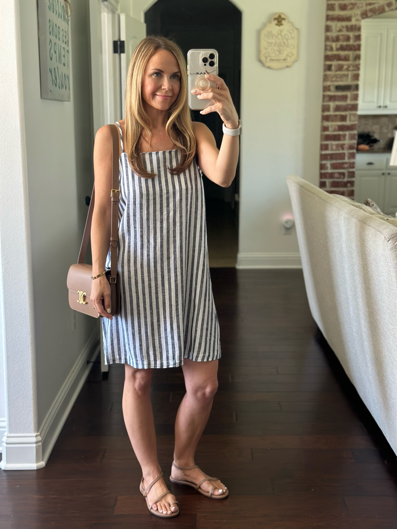 Linked similar striped linen dress 

#LTKSeasonal #LTKstyletip
