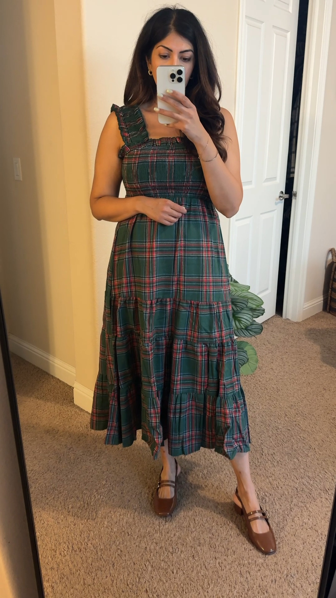 Tartan season is here 🎄
This plaid dress is the affordable holiday outfit — timeless, festive, and perfect for family photos, holiday parties, and Christmas events. The best part? It’s from Amazon and under budget, but looks Ralph Lauren–level elevated.
If you’re looking for something classic + chic that photographs beautifully… this is the dress.
👉 Tap to shop the plaid holiday dress + my accessories.

plaid holiday dress
tartan Christmas dress
Amazon holiday outfits
affordable holiday dress
holiday party outfit ideas
family photo outfits Christmas
tartan dress outfit
winter outfits for women
Christmas dress for women
classic holiday outfits

#PlaidHolidayDress
#TartanChristmasStyle
#AmazonHolidayFinds
Style
#HolidayOutfitInspo
#ChristmasPartyOutfit
#FamilyPhotoOutfits
#AffordableHolidayStyle
#QuietLuxuryHoliday
#LTKUnder100

#LTKHoliday #LTKFindsUnder50 #LTKMidsize