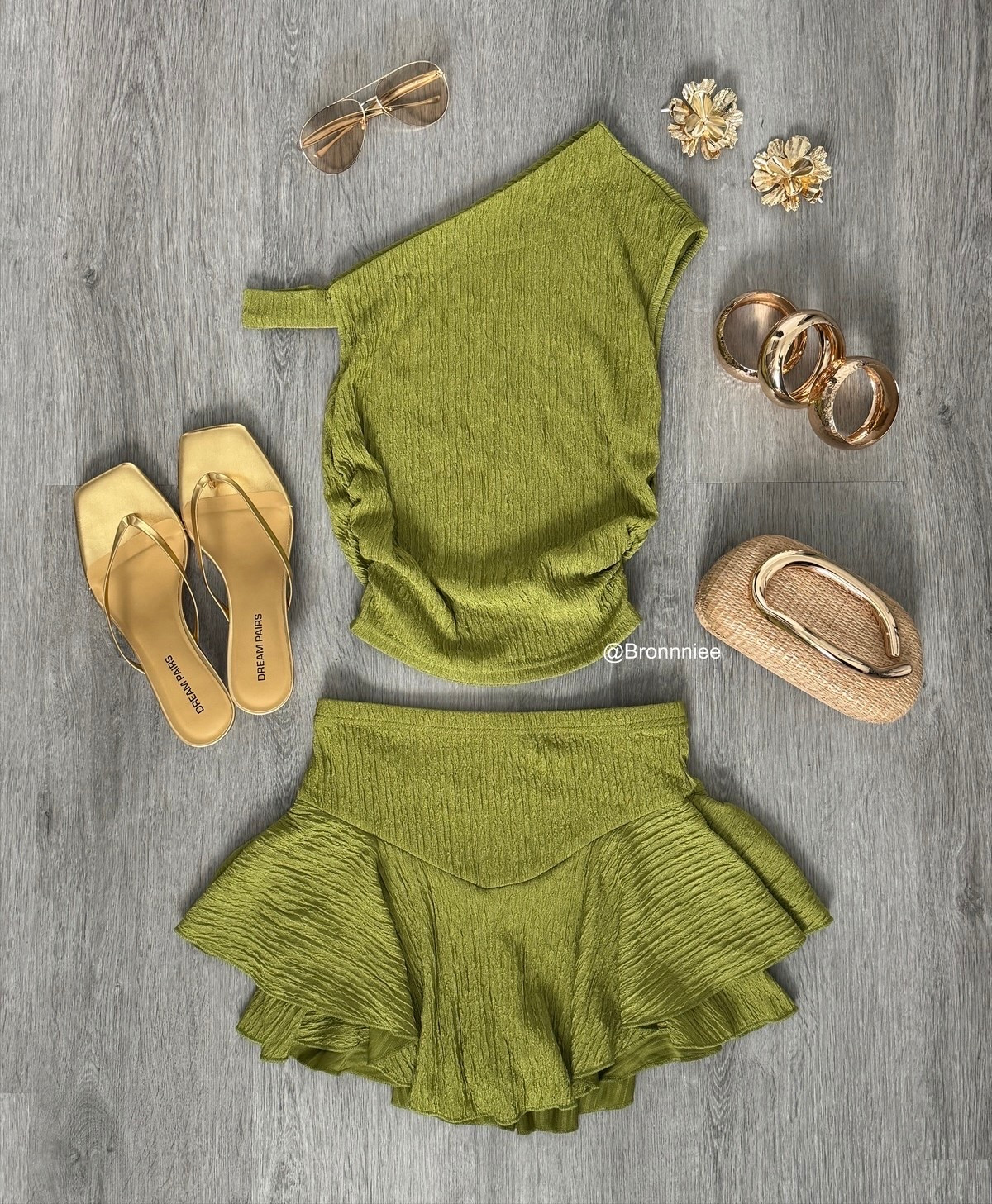 Summer Vacay Outfit Inspo ☀️

Set: Medium

#LTKootd #LTKTravel #LTKU