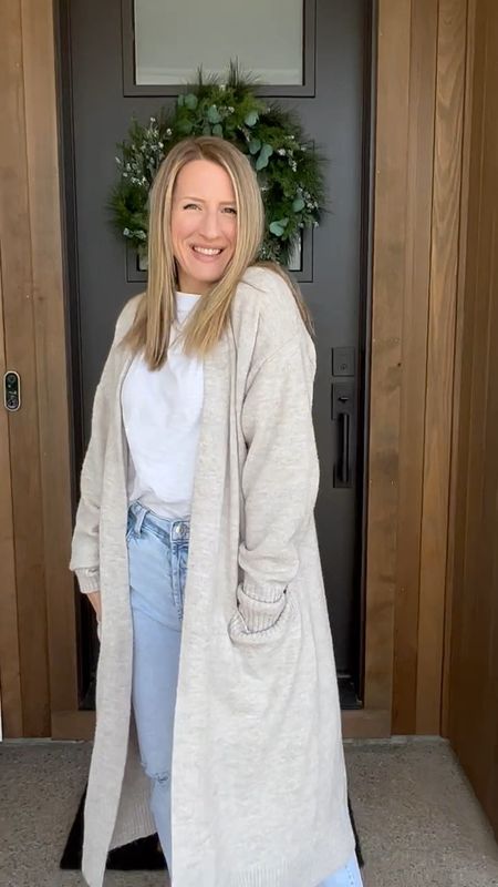 Keeping it casual in these Agolde high waisted jeans, basic white tee and long duster cardigan! Add these Nike Daybreak tennis shoes to complement the look. #nikedaybreak #nike #

#LTKunder100 #LTKshoecrush #LTKstyletip