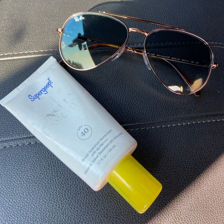 What’s in my cars glove compartment!Supergoop Sunscreen. Ray-Ban sunglasses. Summer must haves. 

#LTKbeauty #LTKSeasonal #LTKFind