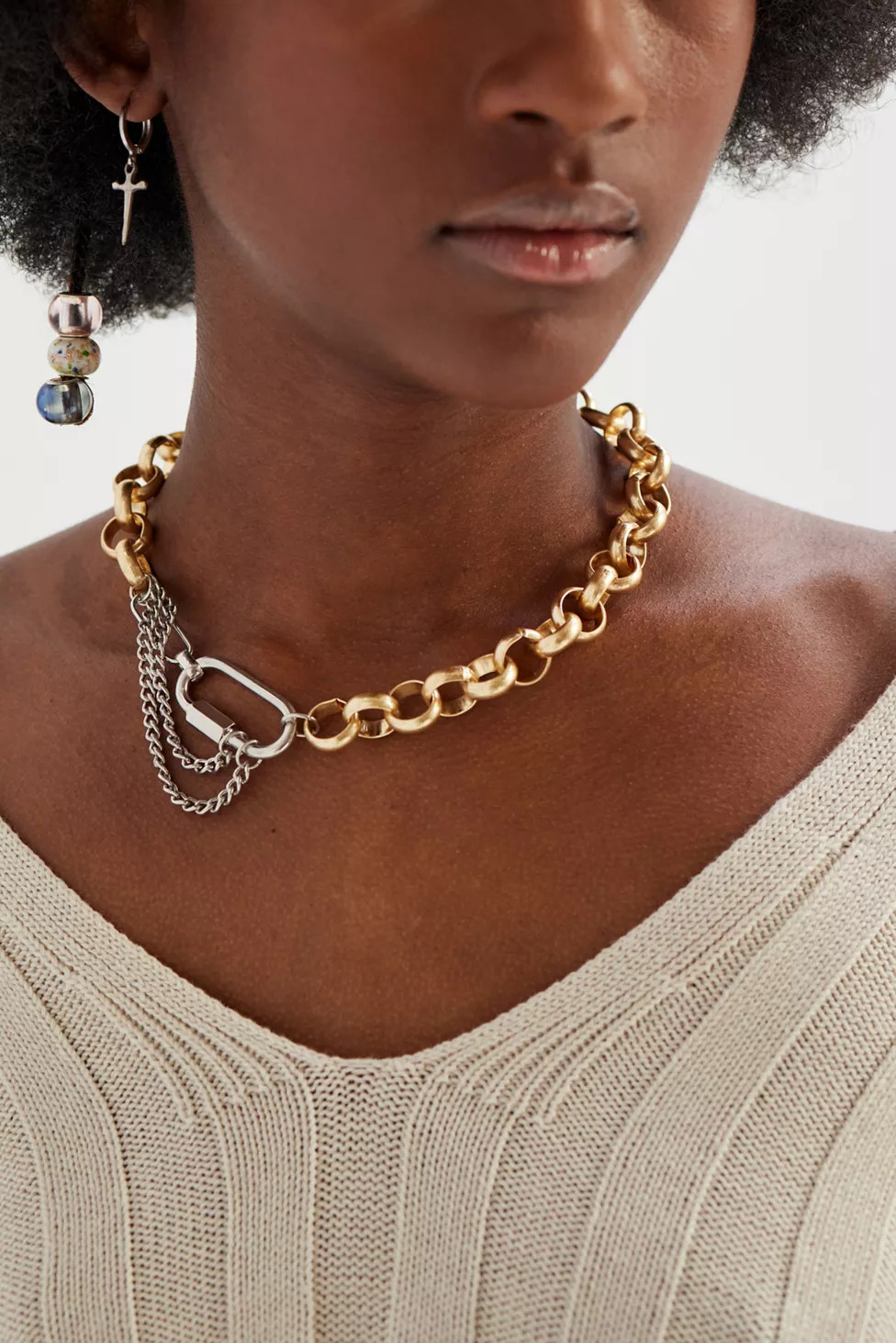 Ziggy Carabiner Choker Necklace | Urban Outfitters (US and RoW)