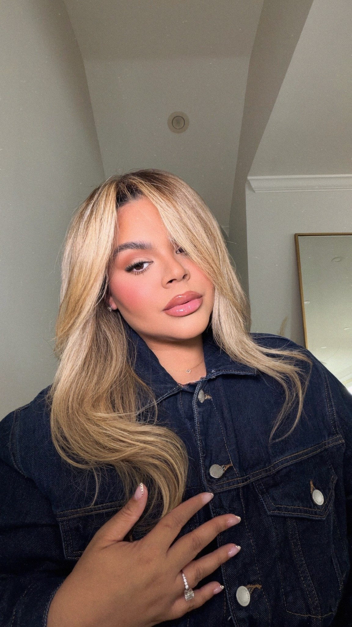 My fav press on lashes & fav lip combo atm !! 