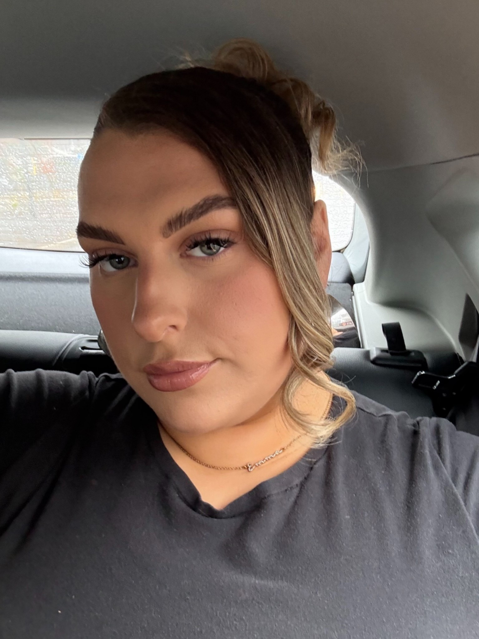 my current go-to face💗✨