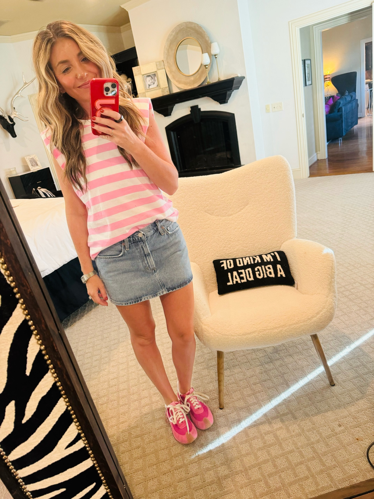 🩷🤍🩷🤍

Skirt: 26
Tee: small

Mom style, back to school, denim skirt, Loewe sneakers, pink Loewe sneaker, mom outfit 

#LTKShoeCrush #LTKSeasonal #LTKBacktoSchool