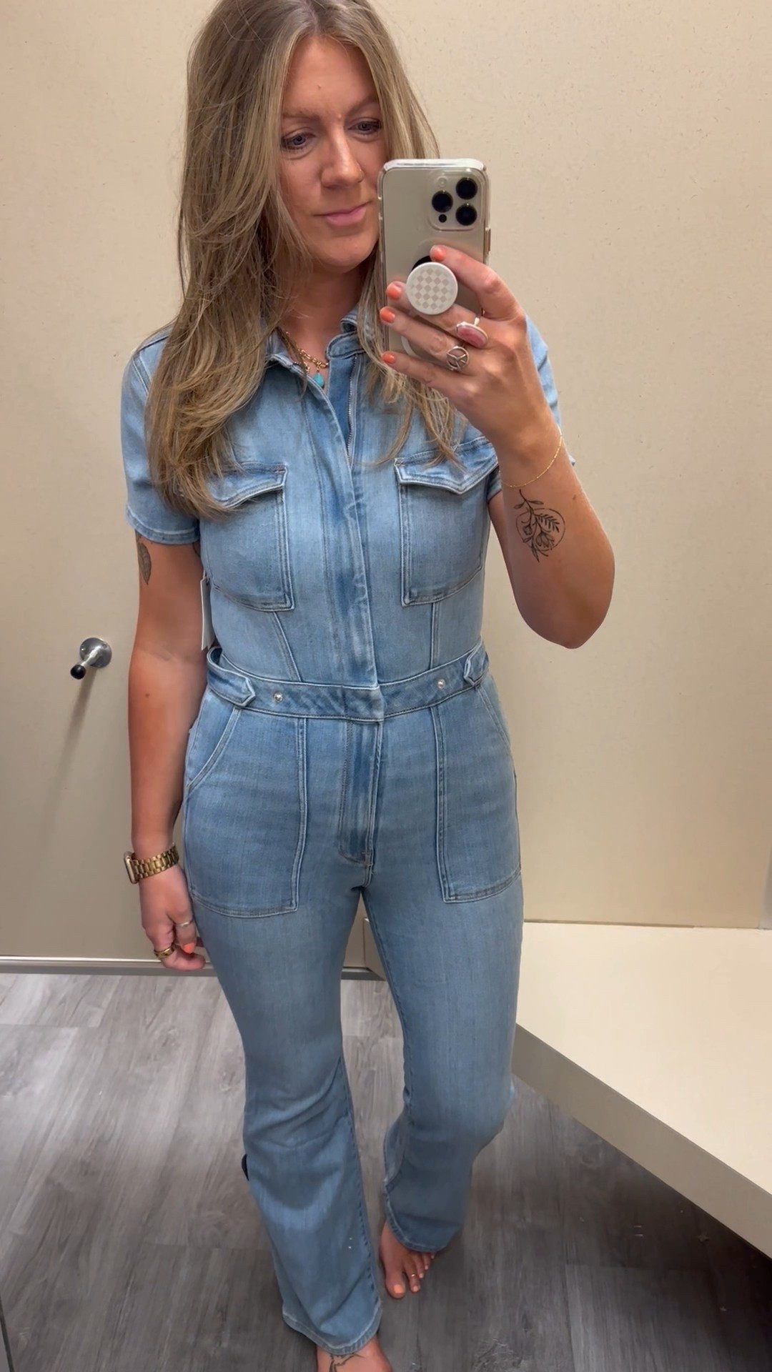 Wearing a large, wish it was a tad longer in the torso and legs. 

#LTKMidsize #LTKOver40