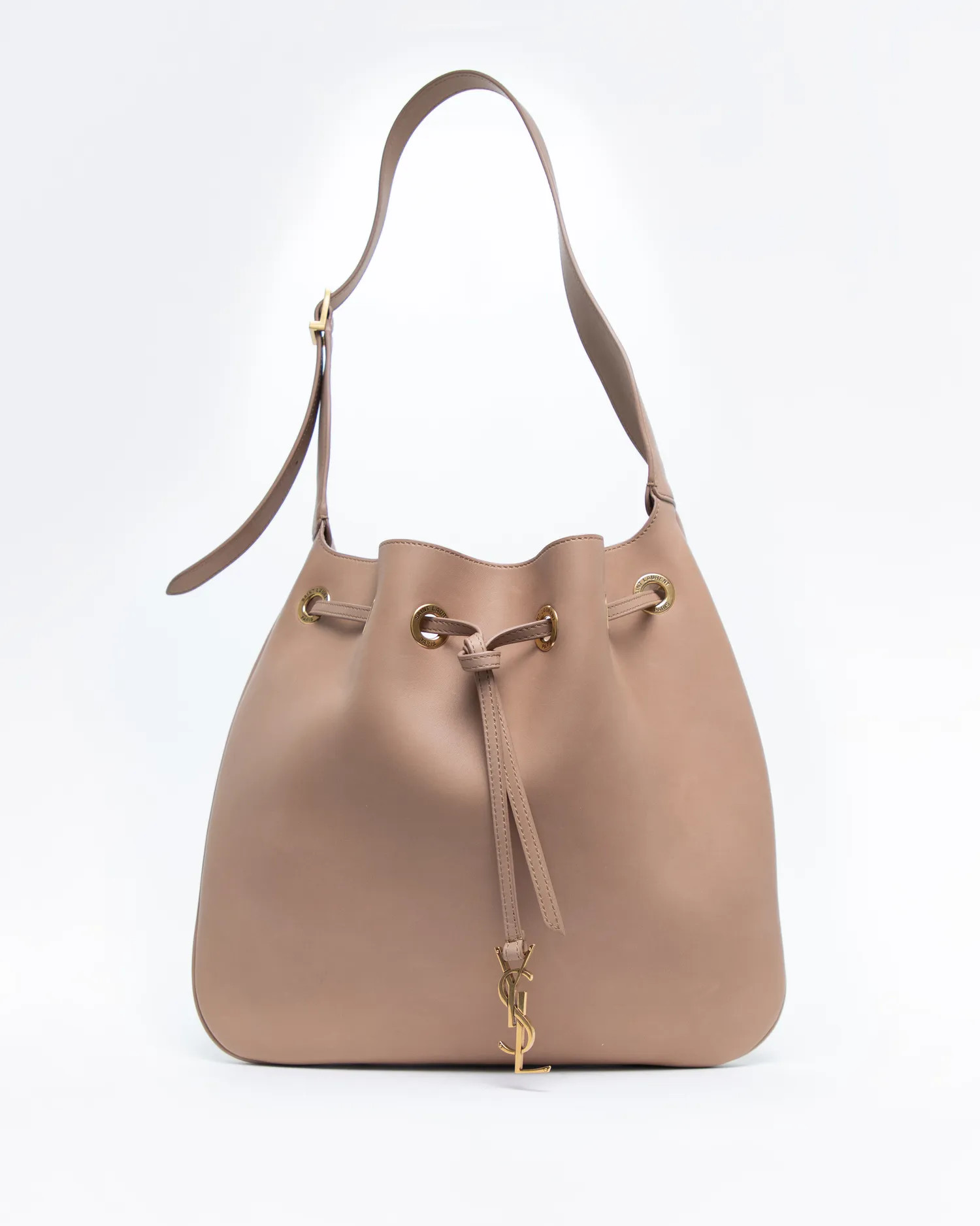 Paris VII Flat Hobo Bag | Vivrelle