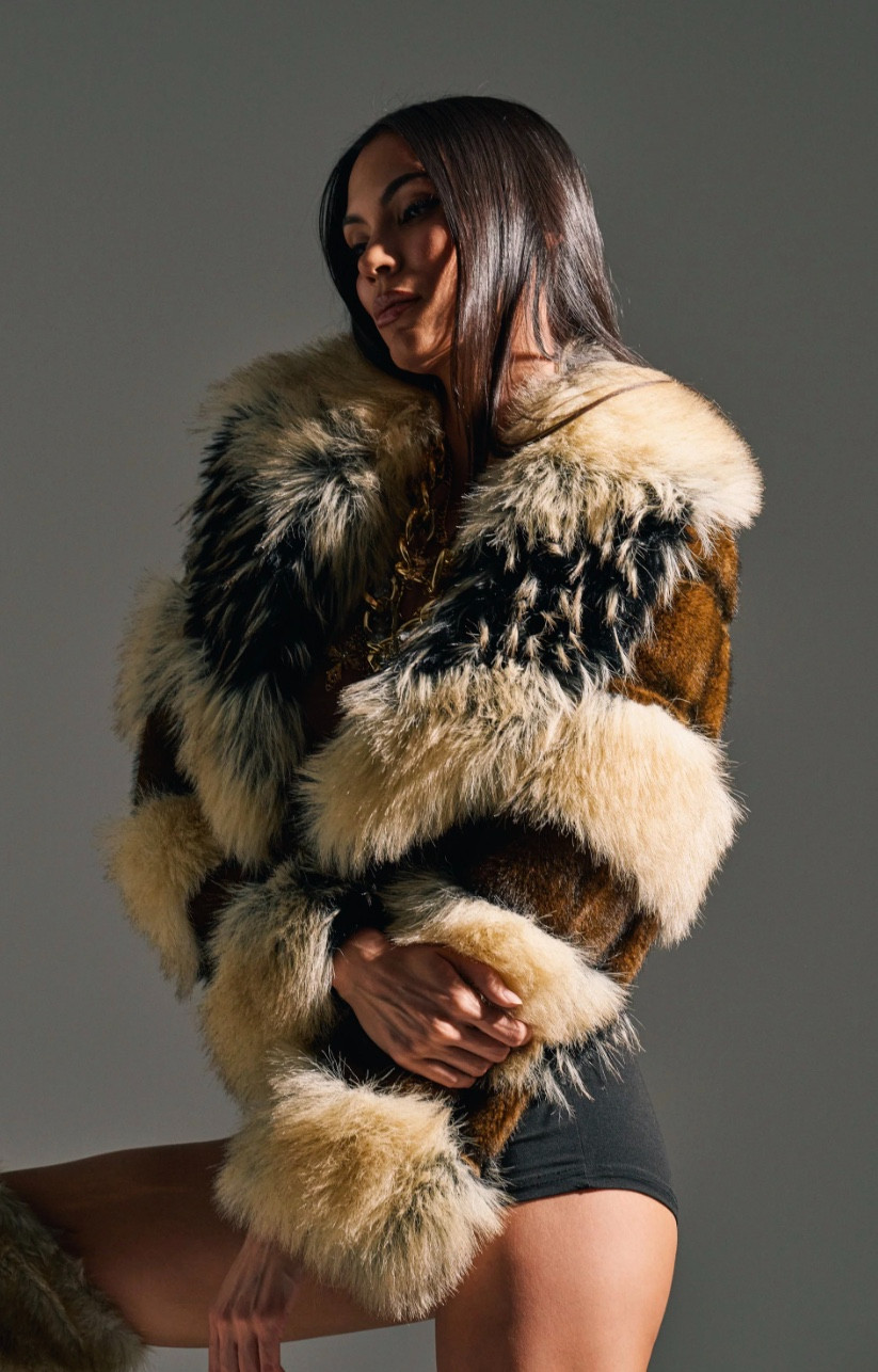 Portia Cropped Faux Fur Jacket — Luxe & Cozy Style 

 #LTKPetite #LTKStyleTip #LTKBeauty