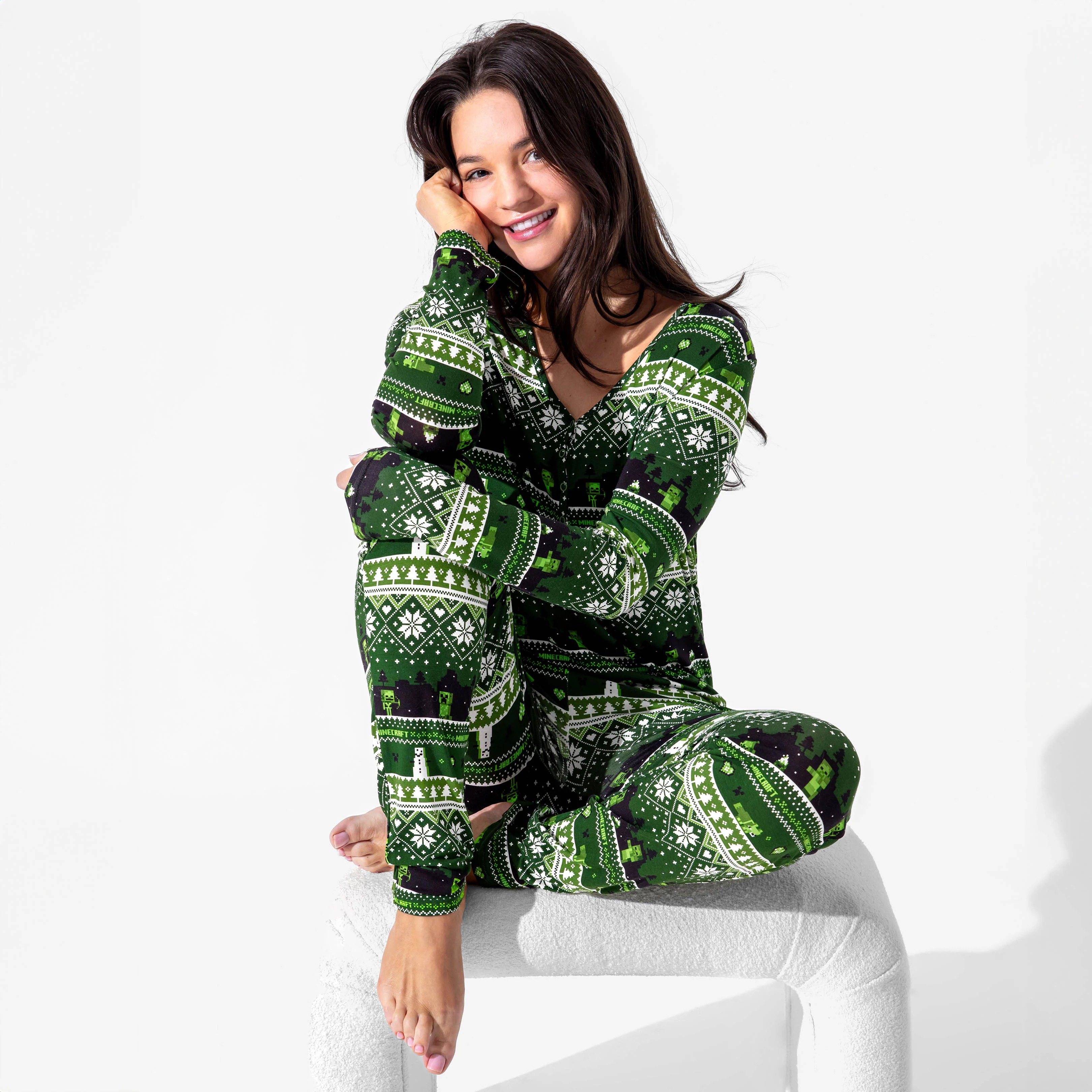 Minecraft Creeper Holiday Bamboo Women's Pajama Set | Bellabu Bear