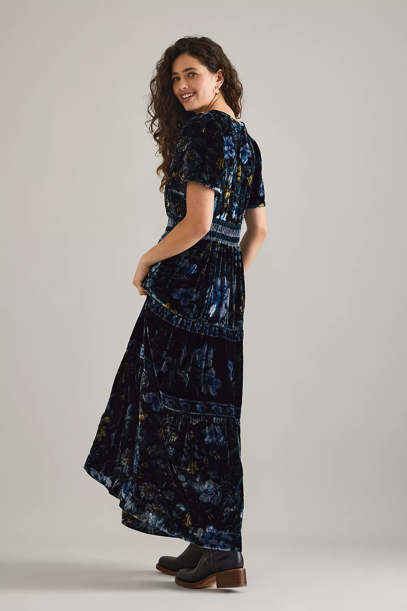 The Somerset Maxi Dress: Velvet Edition | Anthropologie (UK)