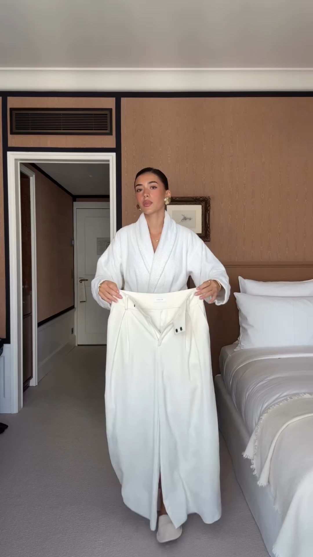 All white in Paris… brave or just better? lilysilk code: boni20 for 20% off (not sure if it’s still working)