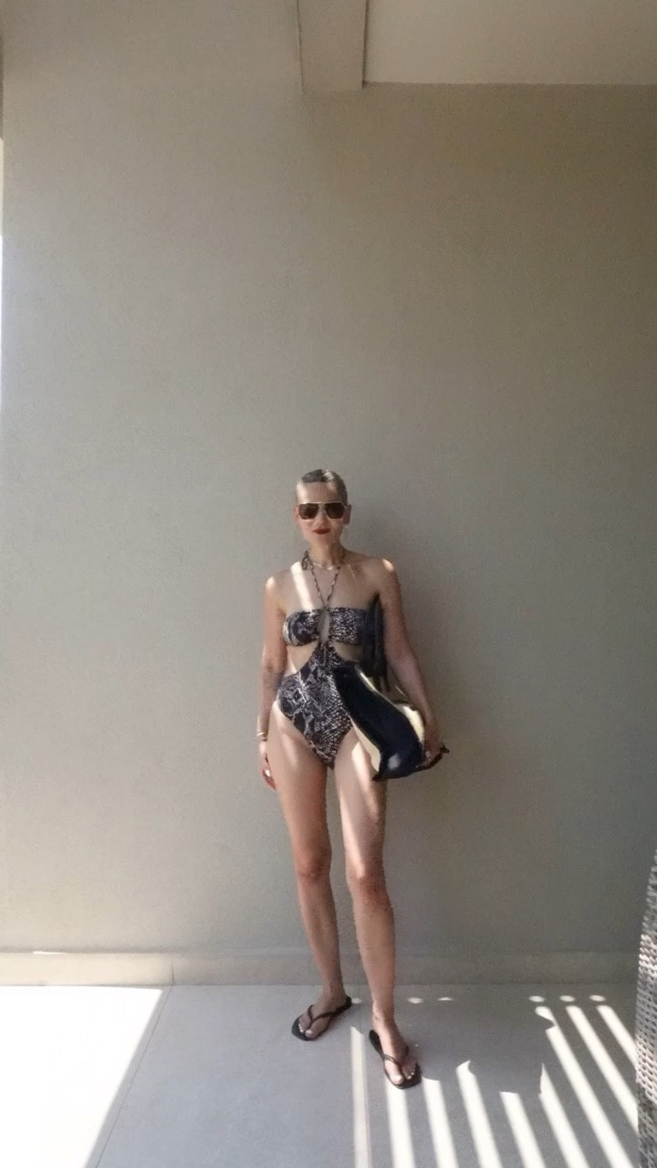 I’ve been loving this swimsuit on holiday, perfect by the beach! I like to keep a satin skirt or pair of trousers in my beach bag to throw on as a coverup. I’ve linked some options below :)

AD, @theofficialselfridges #SelfridgesAmbassador


#LTKluxury #LTKstyletip #LTKsummer