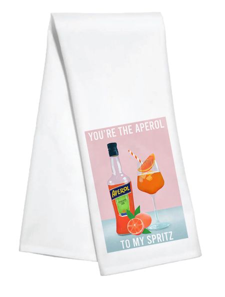 “Your the Aperol to my spritz” tea towel, might be a great little valentine’s Day gift under $20!

#Valentine’sDayGift #ValentineGift #Teatowels #KitchenAccessories #KitchenTowels #HousewarmingGift

#LTKhome #LTKGiftGuide #LTKfindsunder50