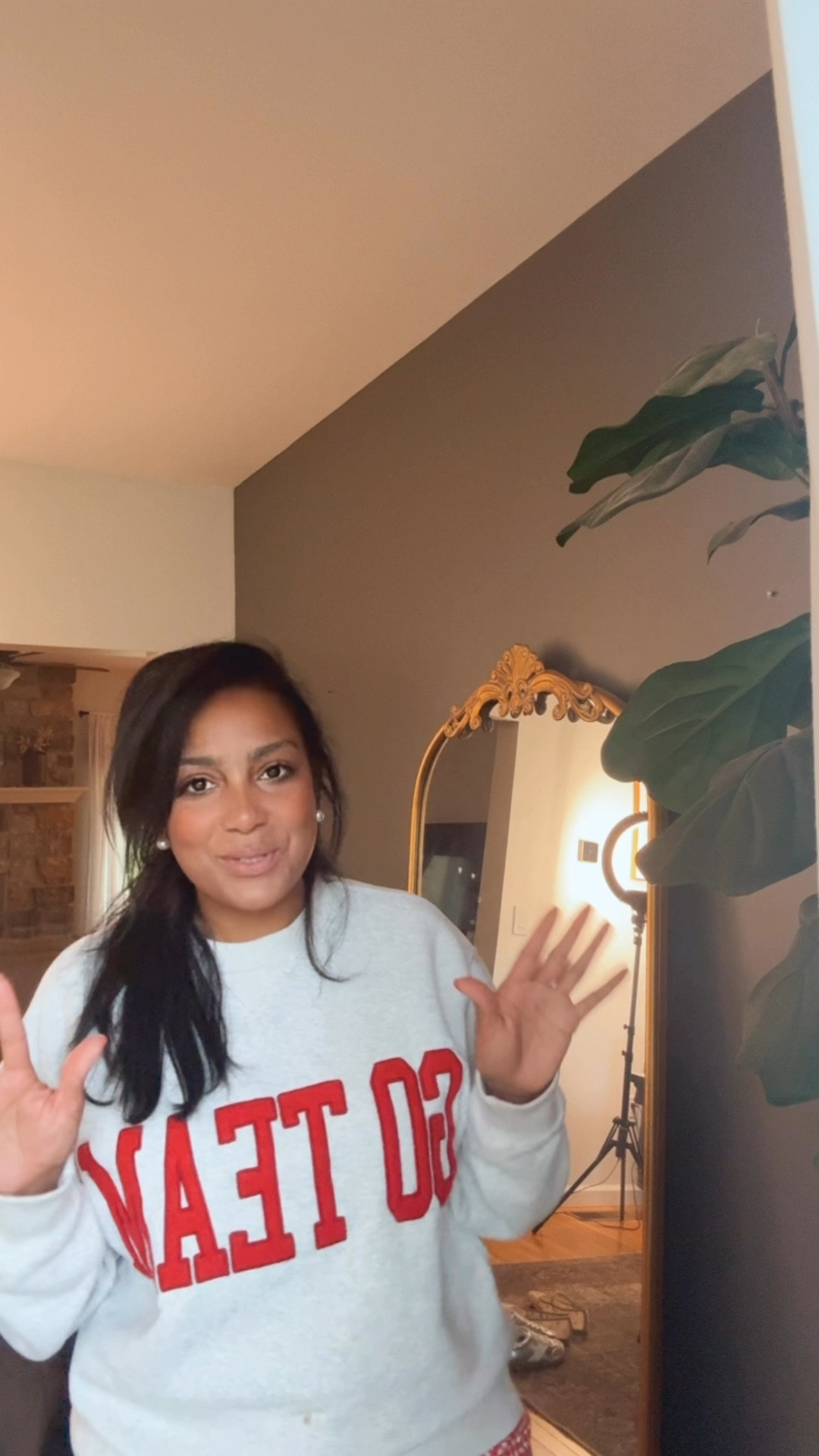 Abercrombie Sweatshirt✨🍂❤️🏈⚾️

#LTKSeasonal #LTKFallSale